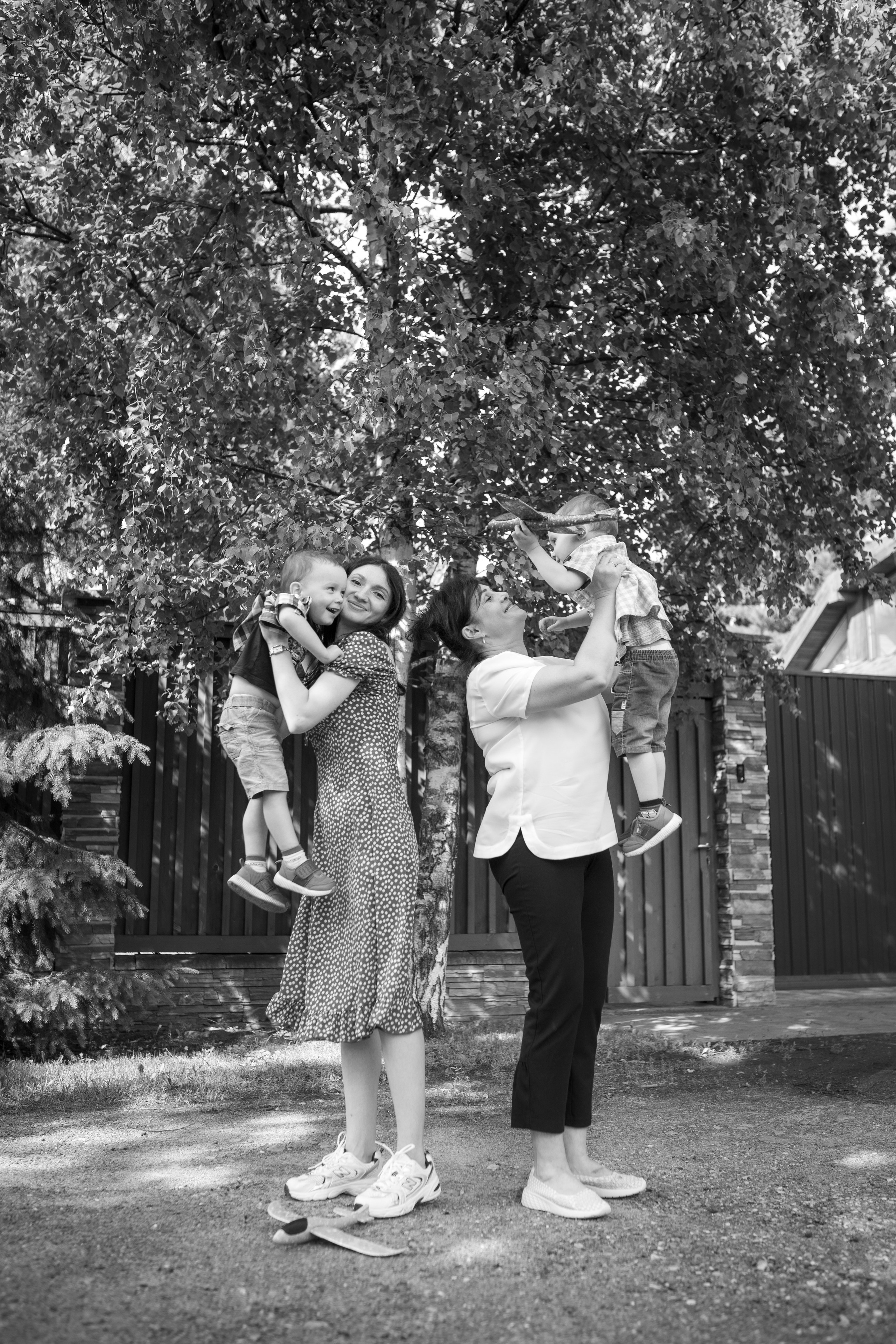 Семейная фотосессия на даче. Фотограф в Железнодорожном и Балашихе