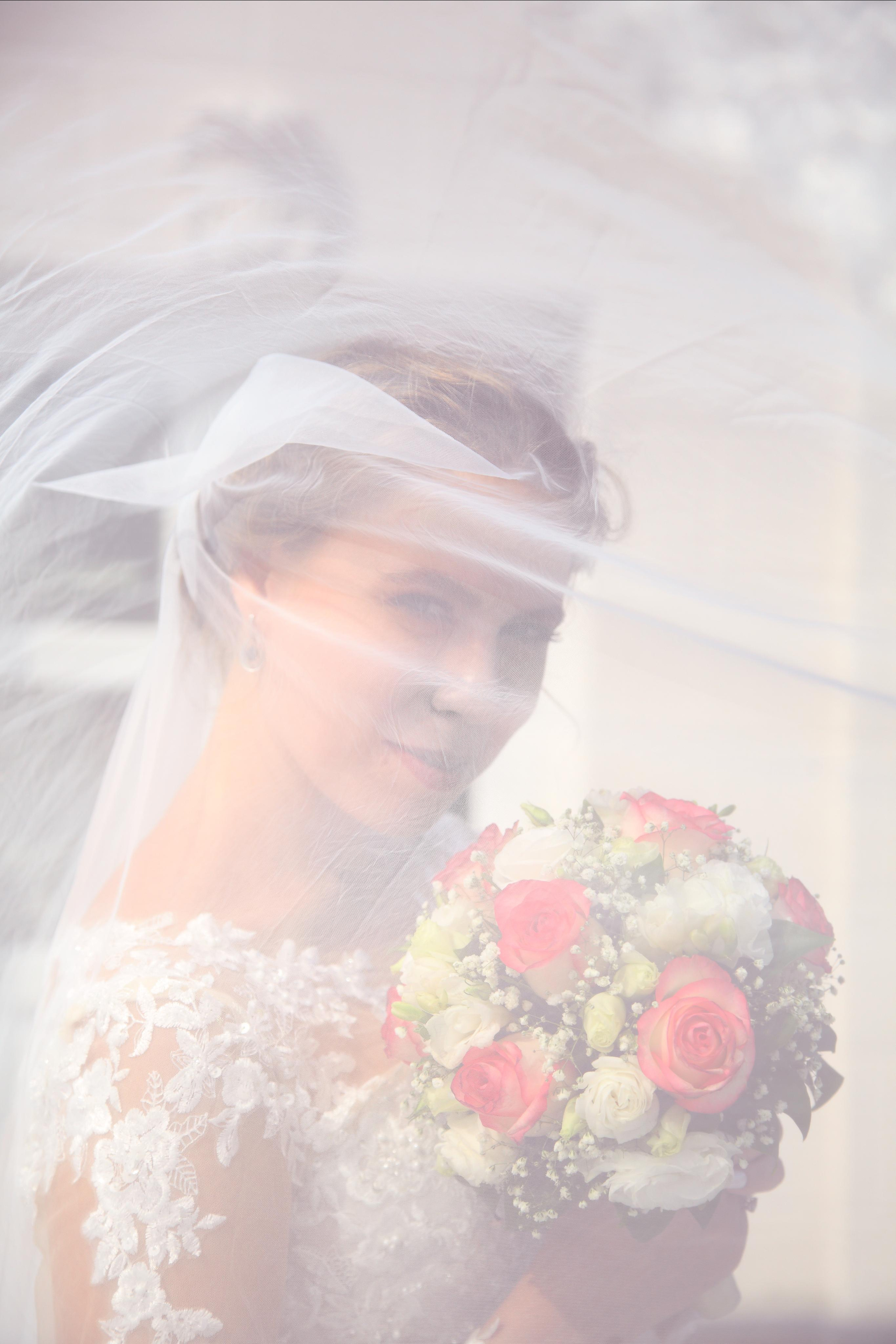 Александр и Александра. Свадебный фотограф и видео оператор в Москве и области