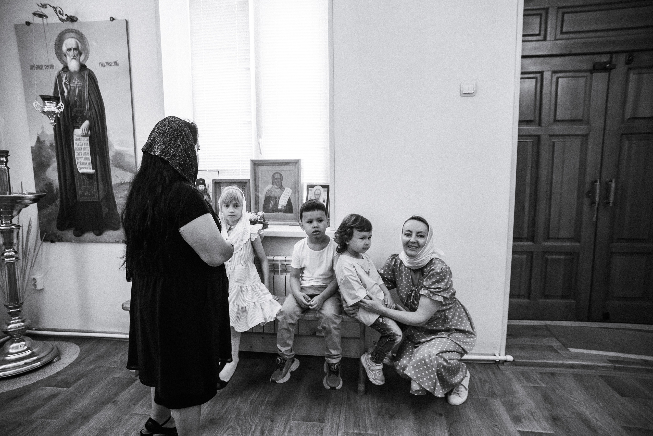 Крещение Даши и Алены. Семейный документальный фотограф в Волгограде Мариэта Додина