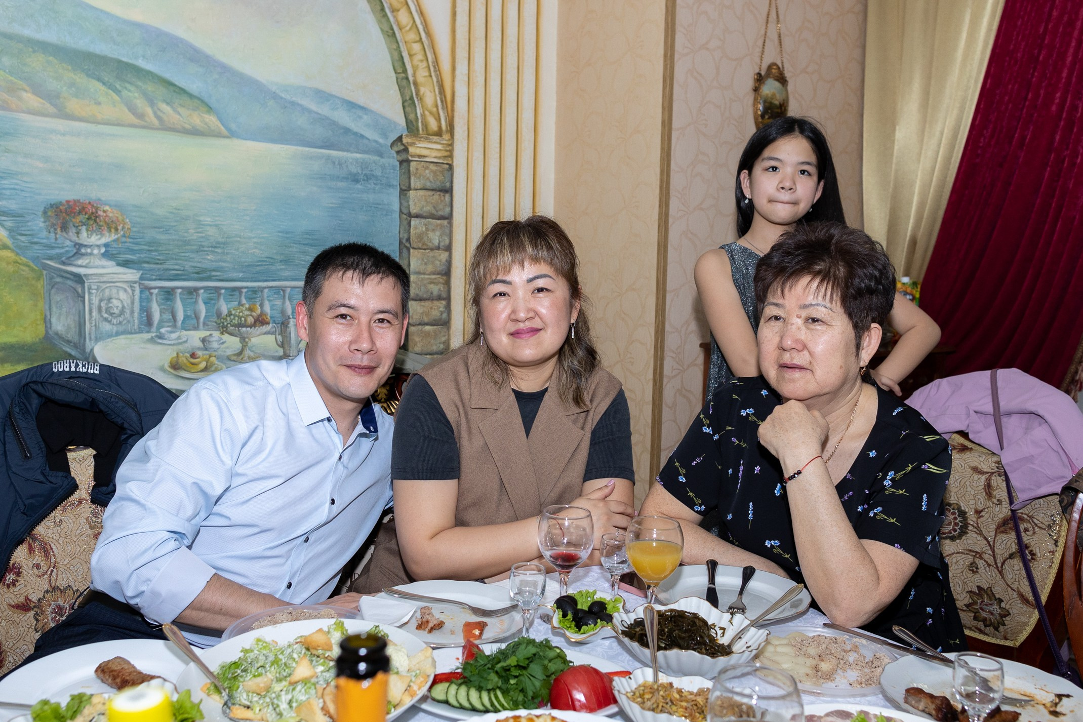 70 лет. Фото и видеосъемка любых мероприятий в городе Краснодаре и Краснодарском крае. Щеколдин Антон