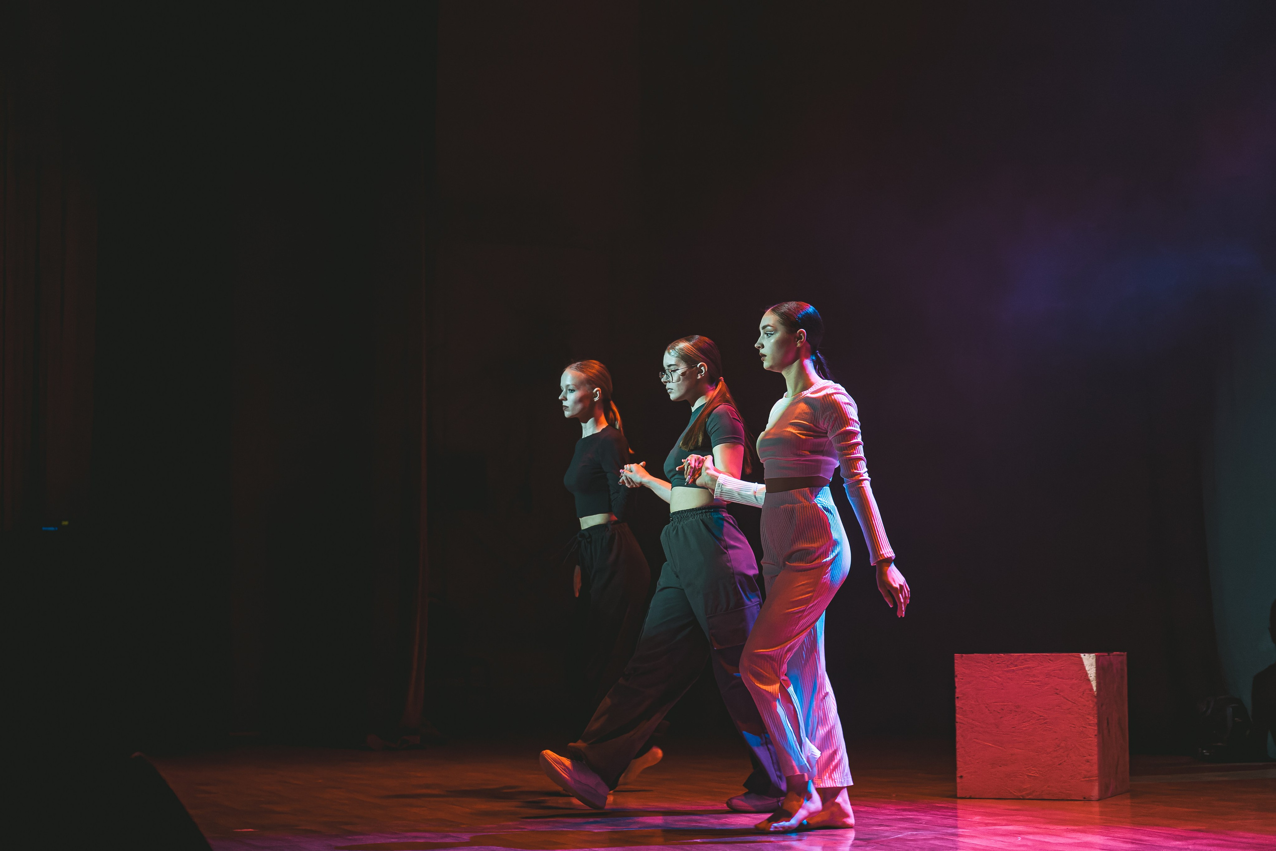 СмолГУ — Зеленое Яблоко — 2023. Танец. KiPPER Gallery — Фотограф