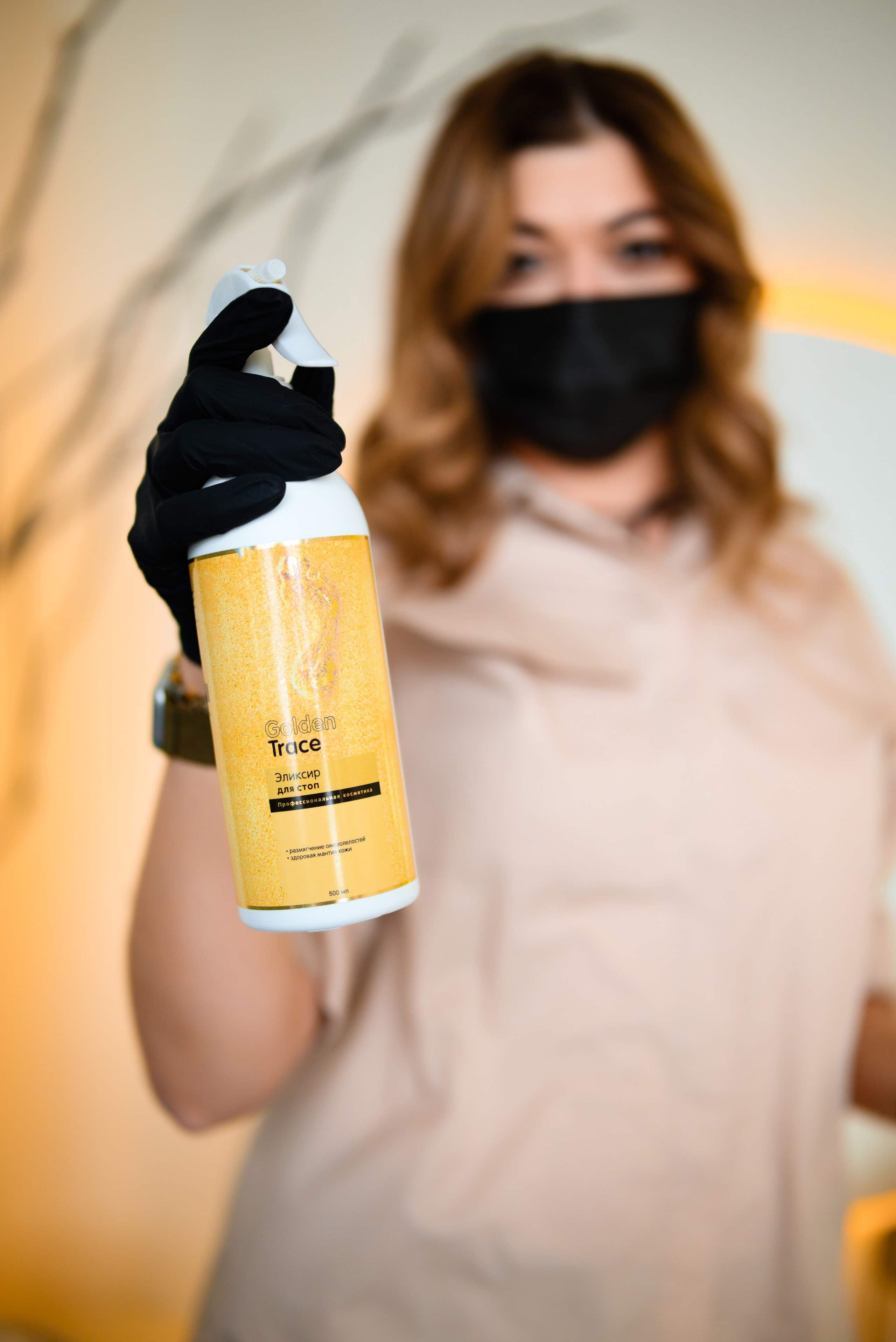 На ногтях. Фотограф Полина Вишневецкая г. Барнаул