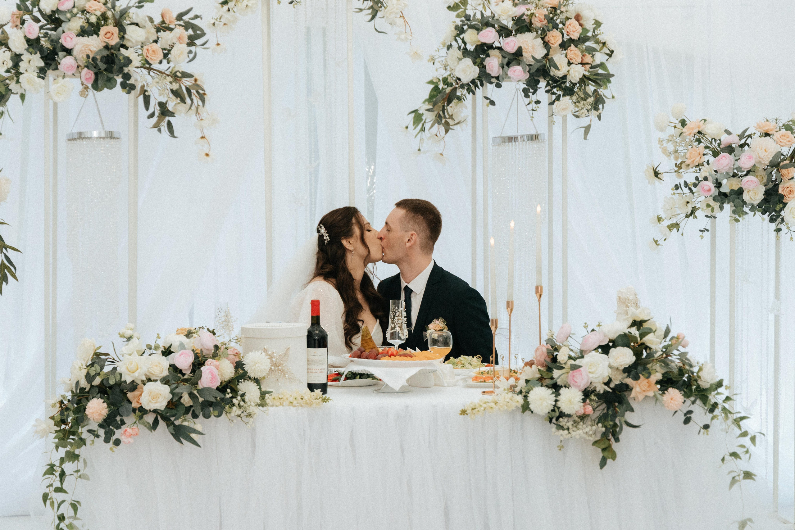 Дерзко и со вкусом. Артём Бачурин — свадебный фотограф Воронеж