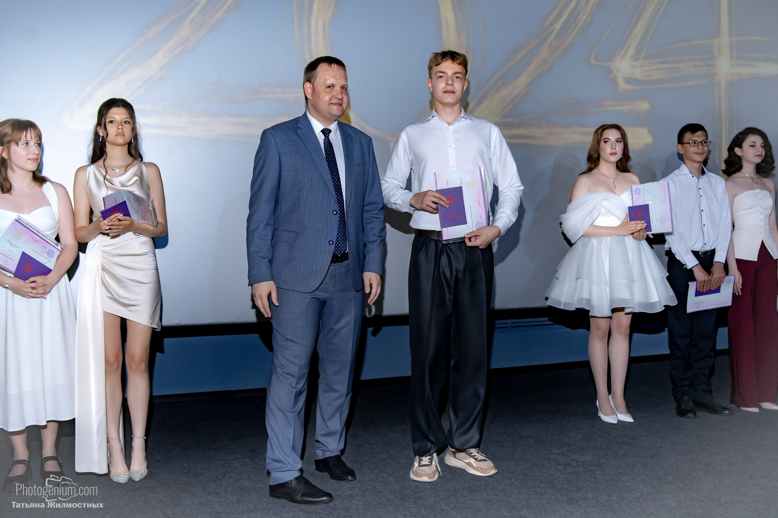 Выпускной 9"Д» класс школа № 35. Фотограф Нижний Новгород Татьяна Кейод