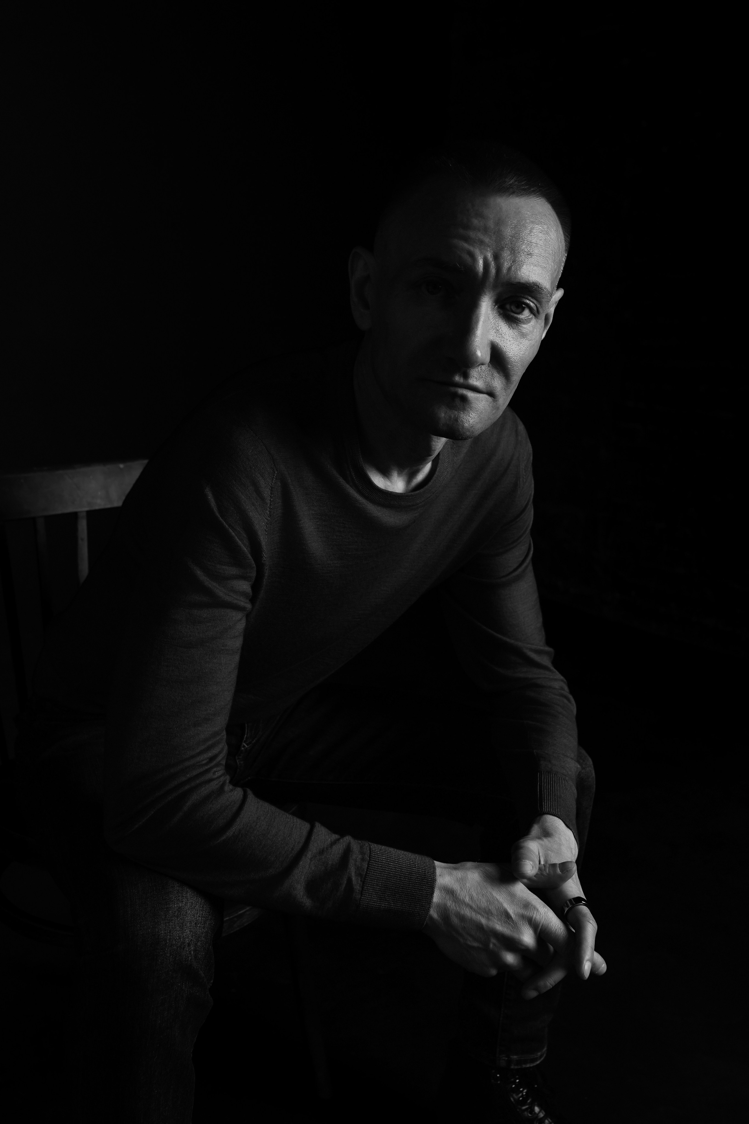 Андрей, чб съёмка в студии. Фотограф Наталия Федосова, г. Москва. TG и Instagram @nataliya_raw