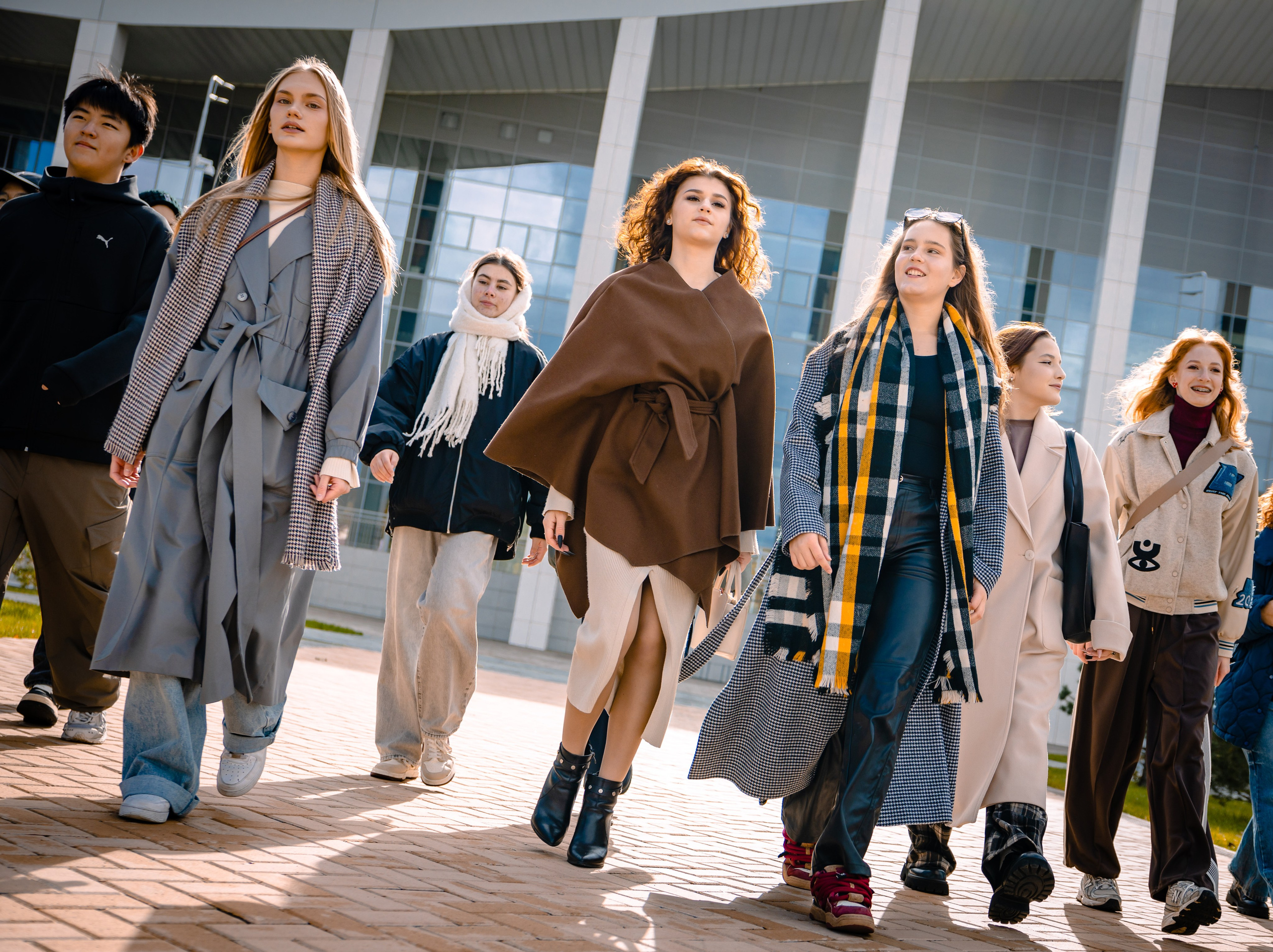 9Б фотопрогулка. Фотограф. г. Южно-Сахалинск. Олег Толстов