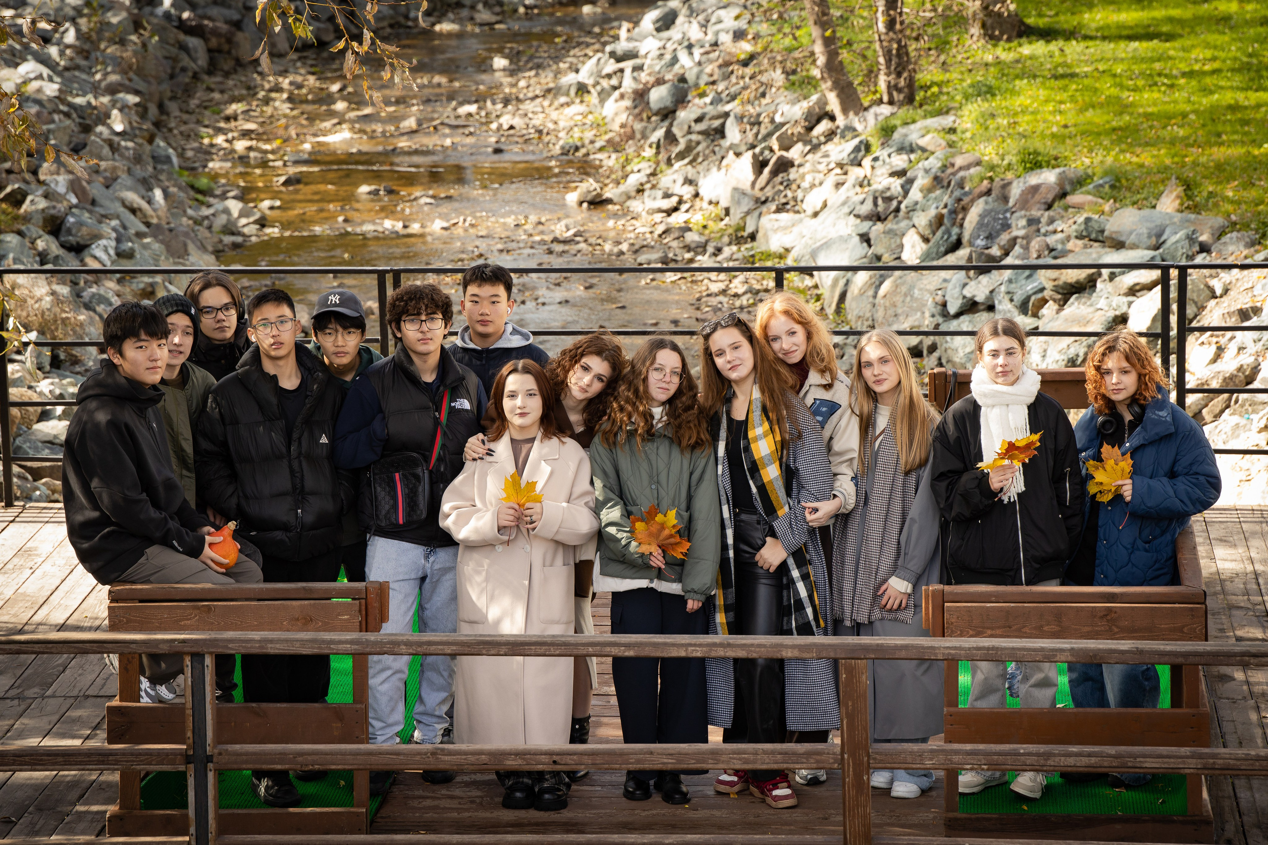 9Б фотопрогулка. Фотограф. г. Южно-Сахалинск. Олег Толстов