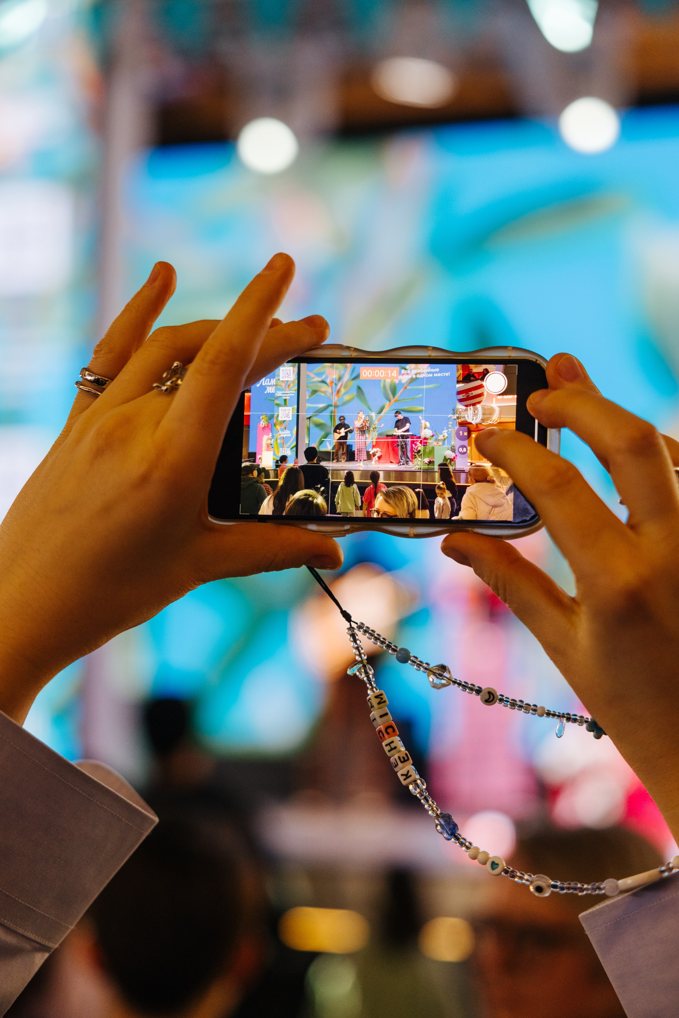 2–3 марта 2024 в пространстве «Три вокзала. Депо» / День 1 / фото Валерий Белобеев. Фотоотчеты «Ламбада-маркета»