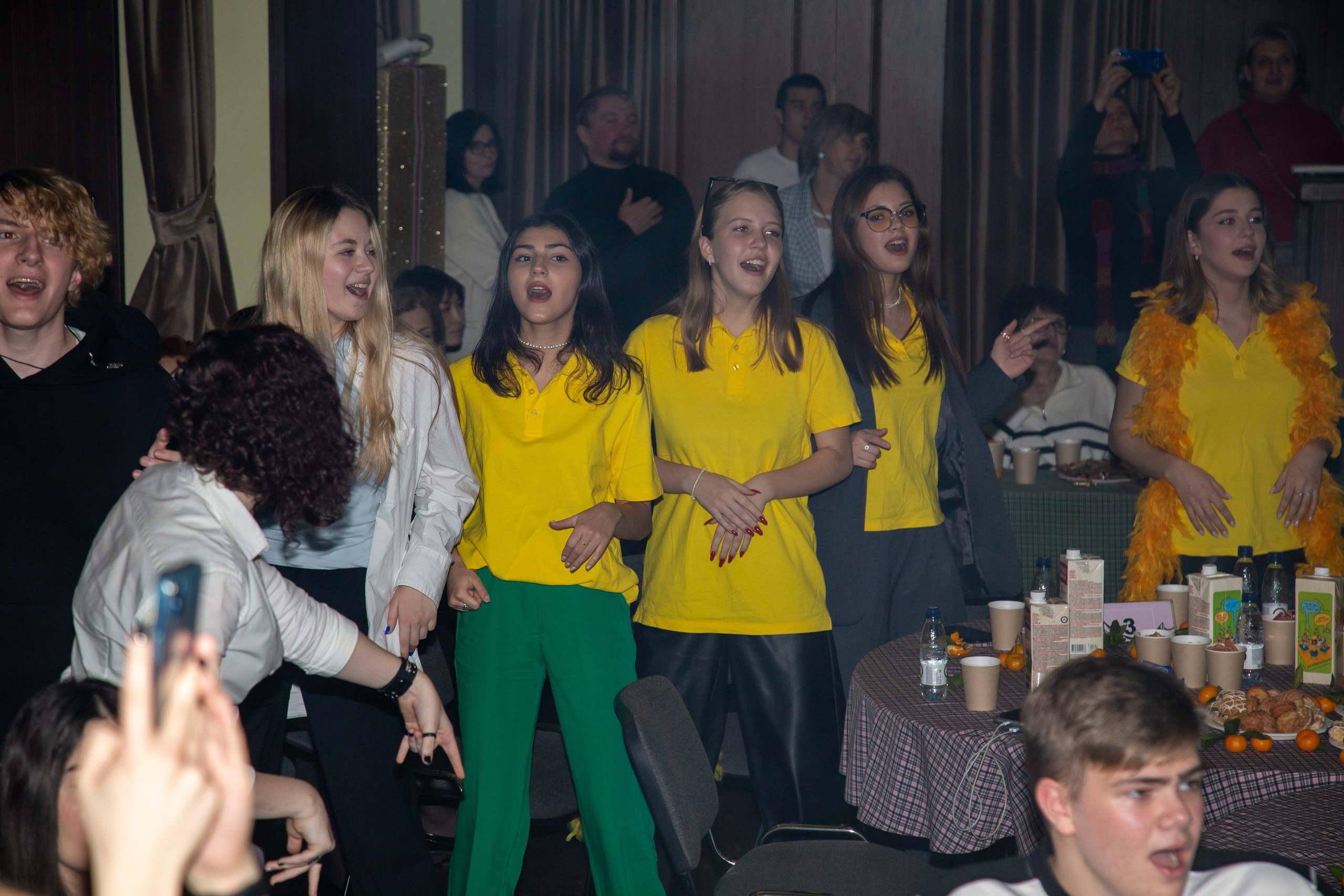 Репортажная съёмка для Домисольки на новый год. «Студия DRONAVT`s» — видеосъёмка и фотография г. Москва