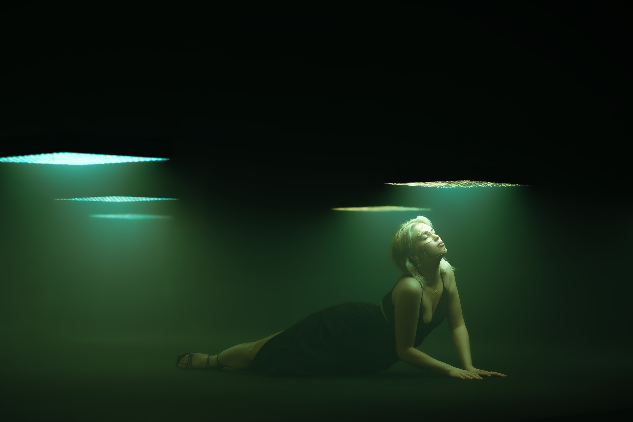 Блондинка, идеальная кожа, яркие тона, фотосессия. Alexander Veselkov - Photographer| AV