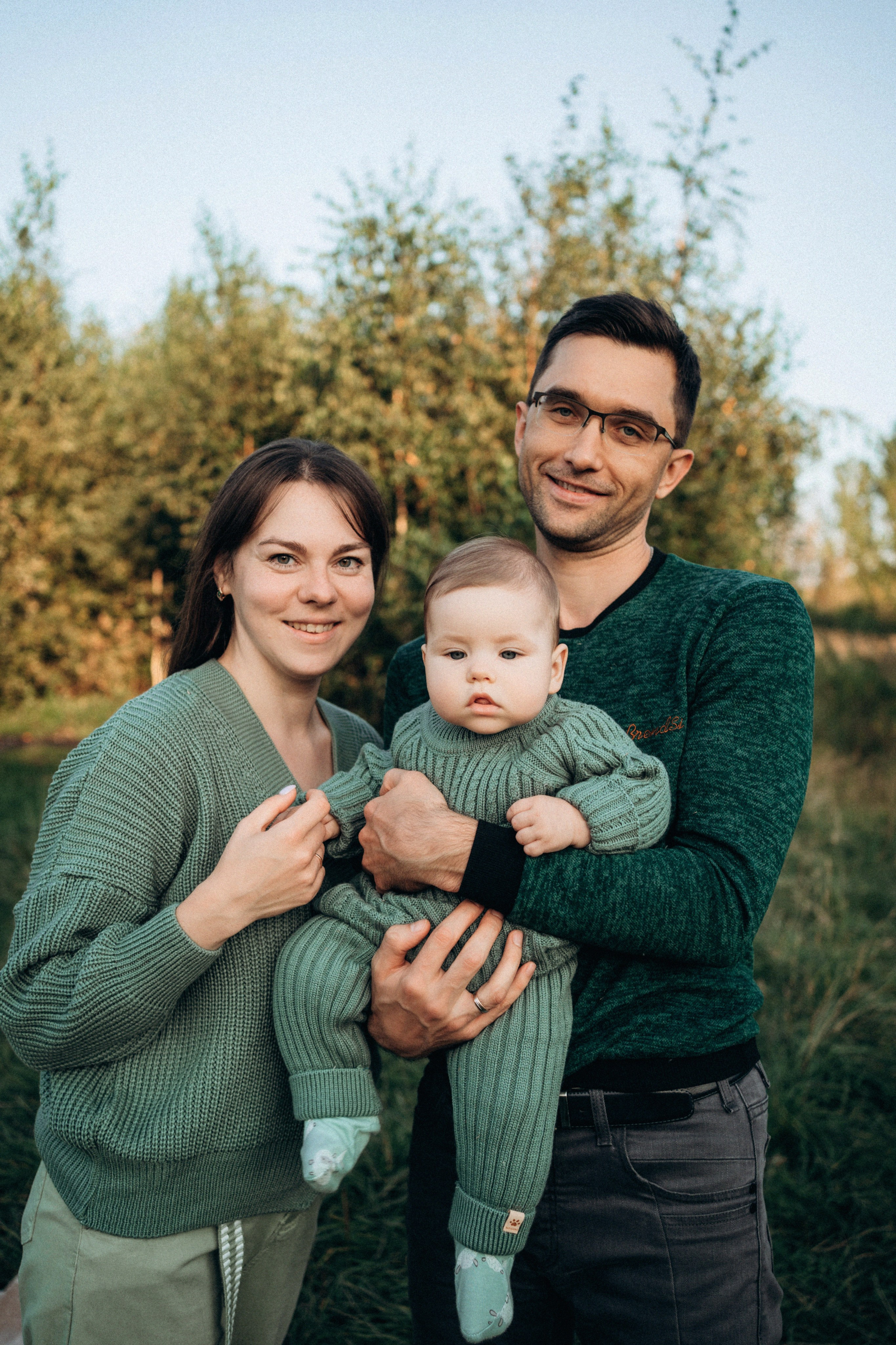 Прогулка в поле. Фотограф новорожденных и малышей до года в Москве Анастасия Соколова