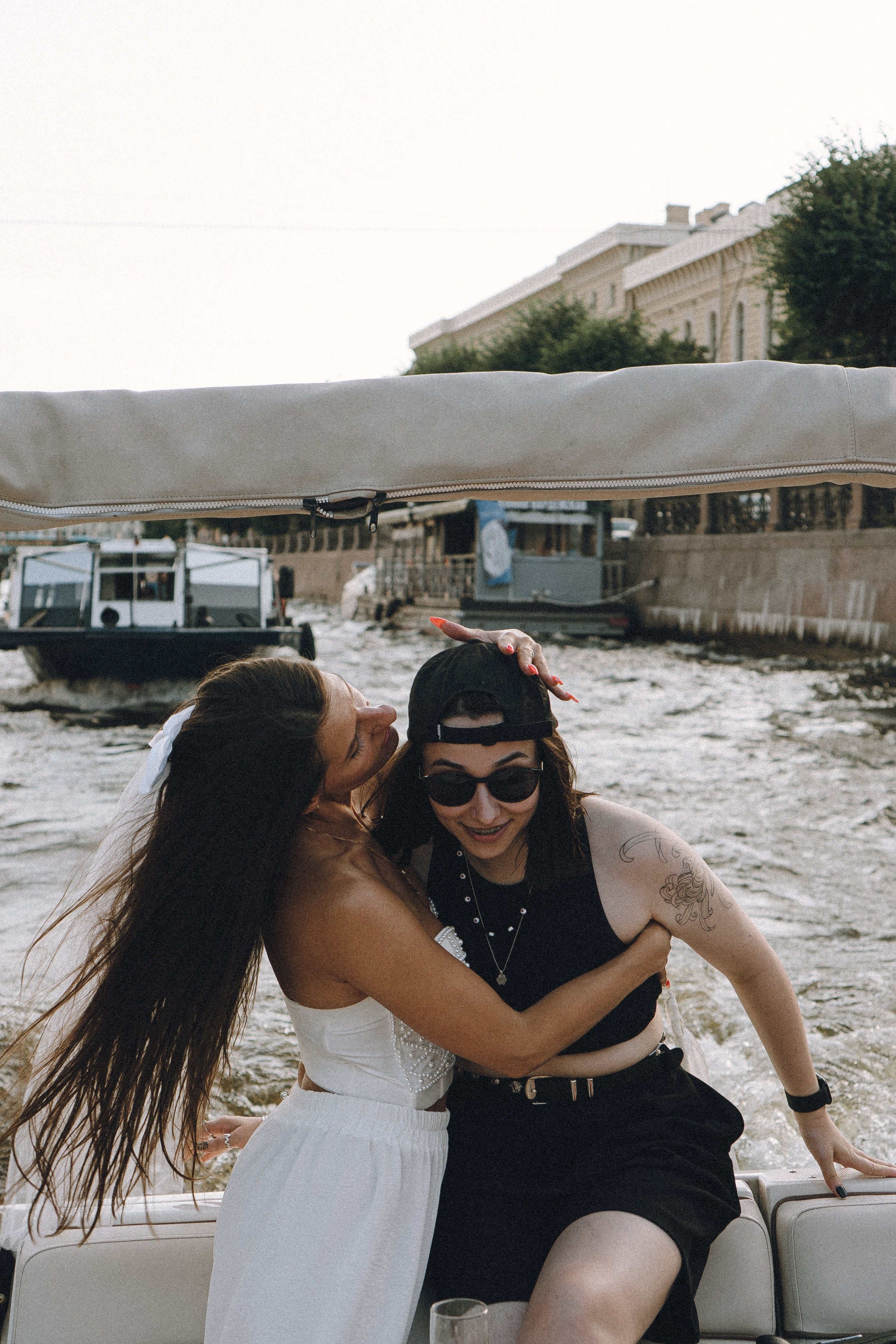 ДЕВИЧНИК НА КАТЕРЕ. Профессиональный фотограф, Санкт-Петербург — Виктория Богомолова