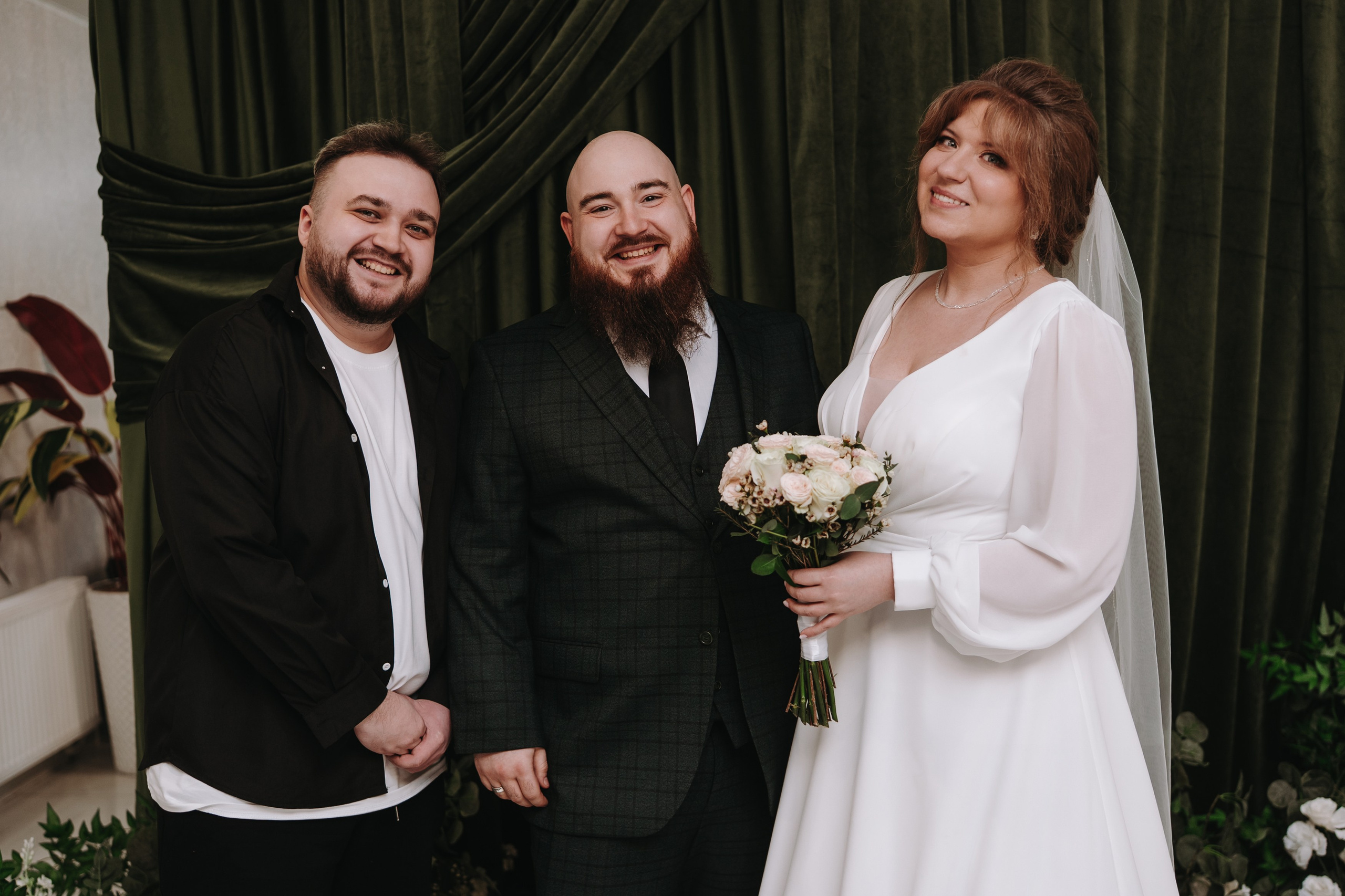 ЗАГС В ЧЕРНИКОВКЕ, ФОТОСТУДИЯ МОНОХРОМ, ПРЕЗИДЕНТ ОТЕЛЬ, РЕСТОРАН УТКА ХАУС, ВЕДУЩАЯ КАТЕРИНА НЕВСКАЯ УФА