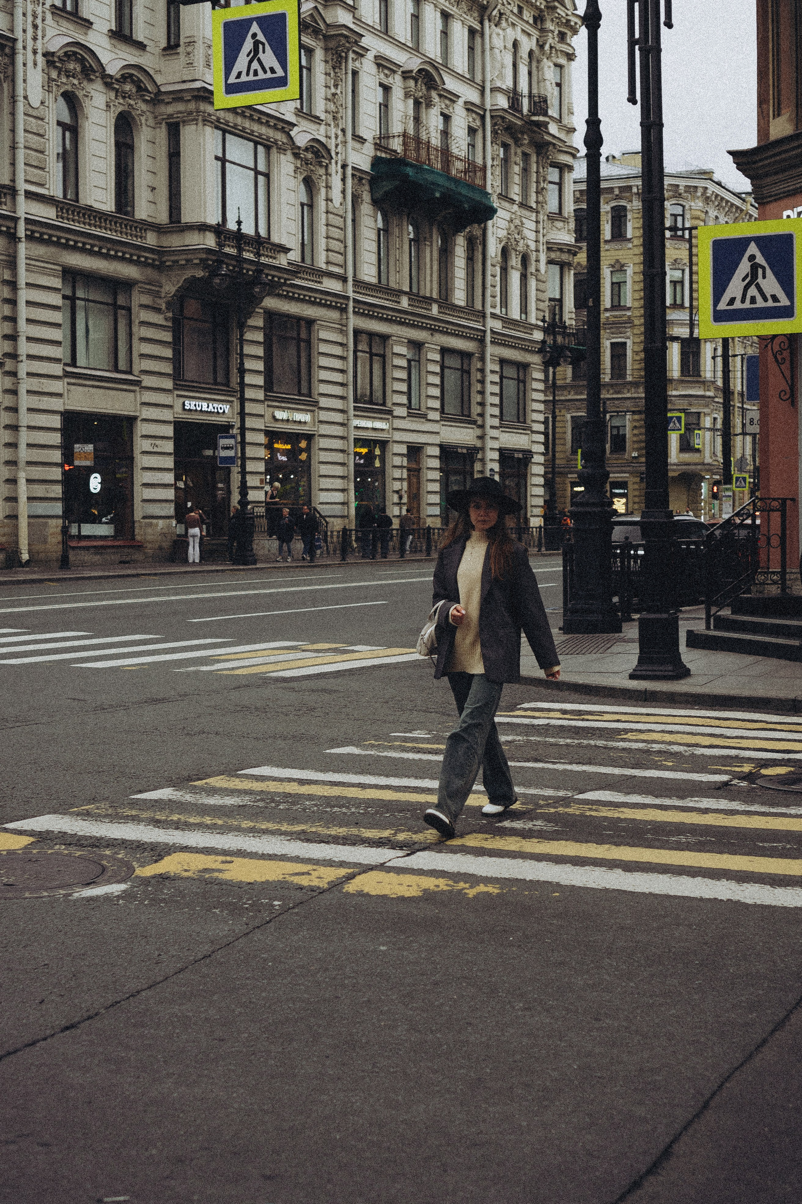 ПРОГУЛКА НА ЧЕРНЫШЕВСКОЙ. Профессиональный фотограф, Санкт-Петербург — Виктория Богомолова