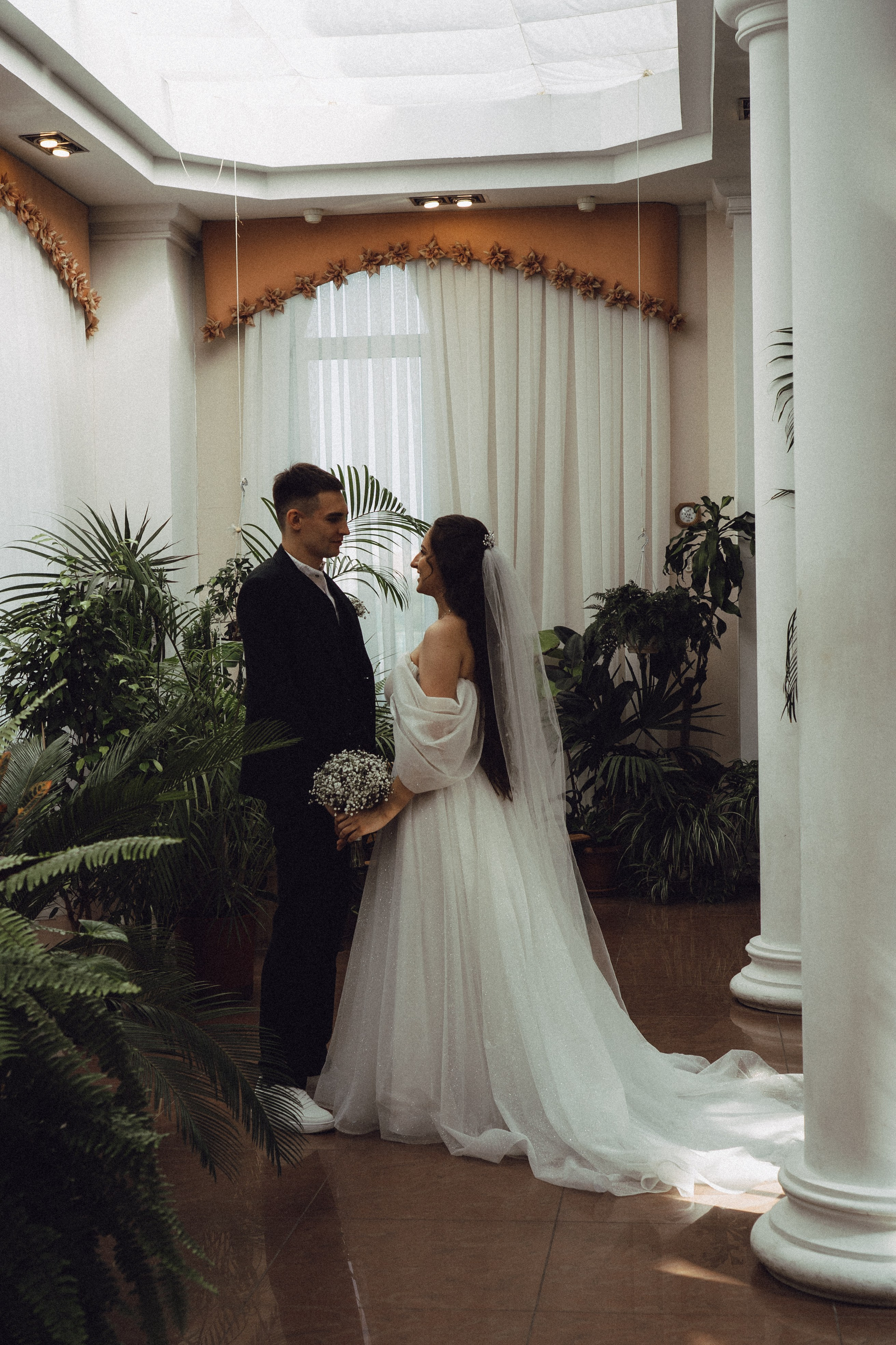 СВАДЕБНАЯ СЬЕМК В ПАРКЕ 300-ЛЕТИЯ. Профессиональный фотограф, Санкт-Петербург — Виктория Богомолова