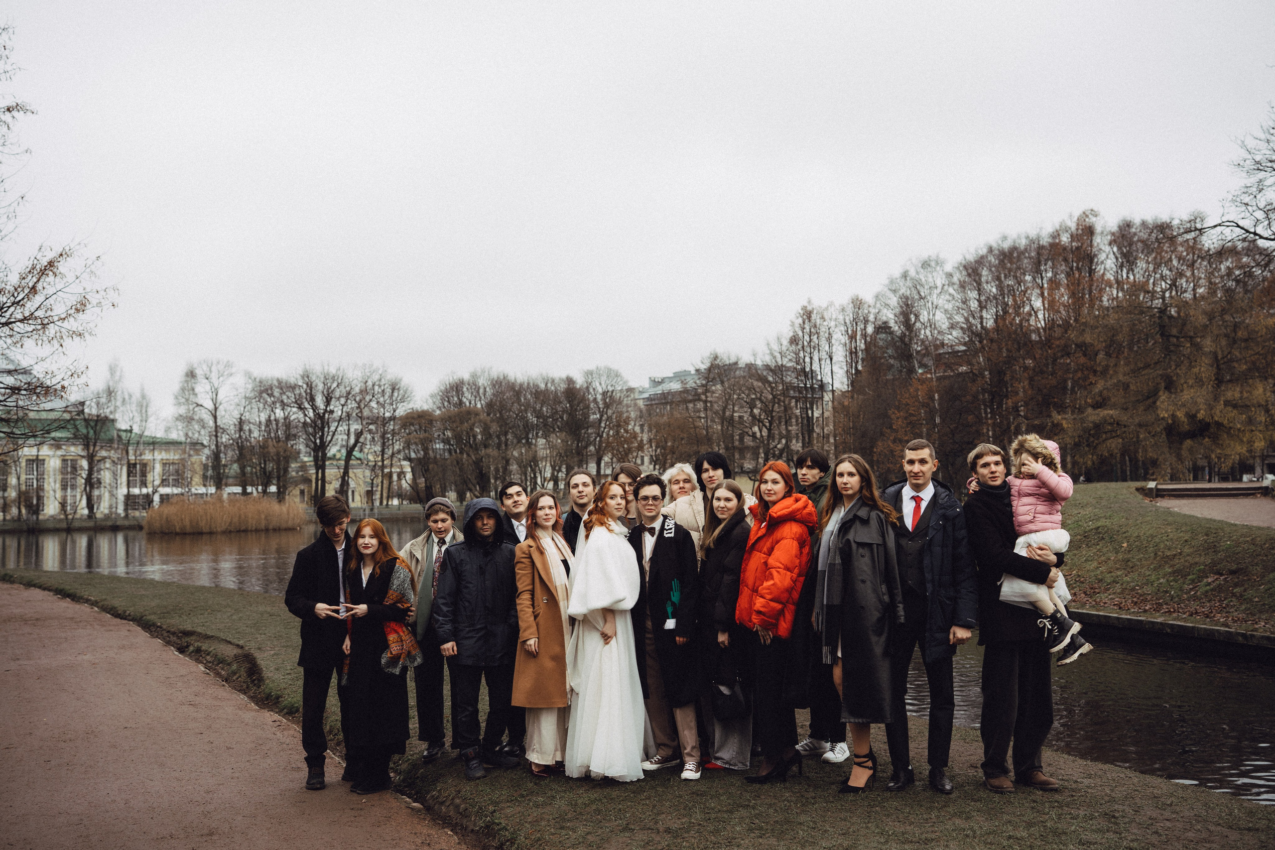 СВАДЕБНАЯ СЬЕМКА ВО ВТОРОМ ДВОРЦЕ С ГОСТЯМИ И ПРОГУЛКА В ТАВРИЧЕСКОМ САДУ. Профессиональный фотограф, Санкт-Петербург — Виктория Богомолова