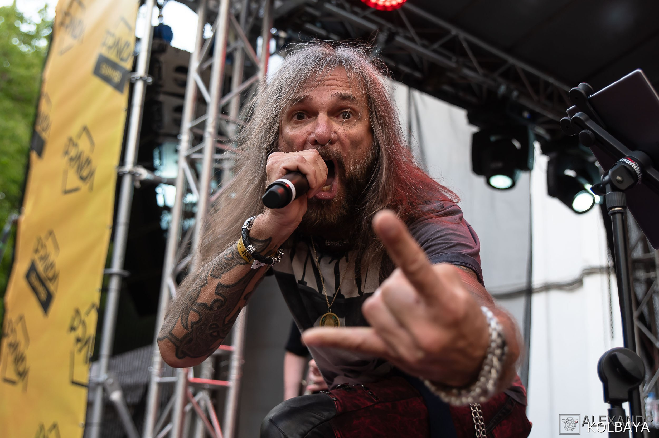 Фоторепортаж с мэшап концерта группы Черный Обелиск 4 июля 2024 года. Концертный и театральный репортажный фотограф в Москве Александр Колбая