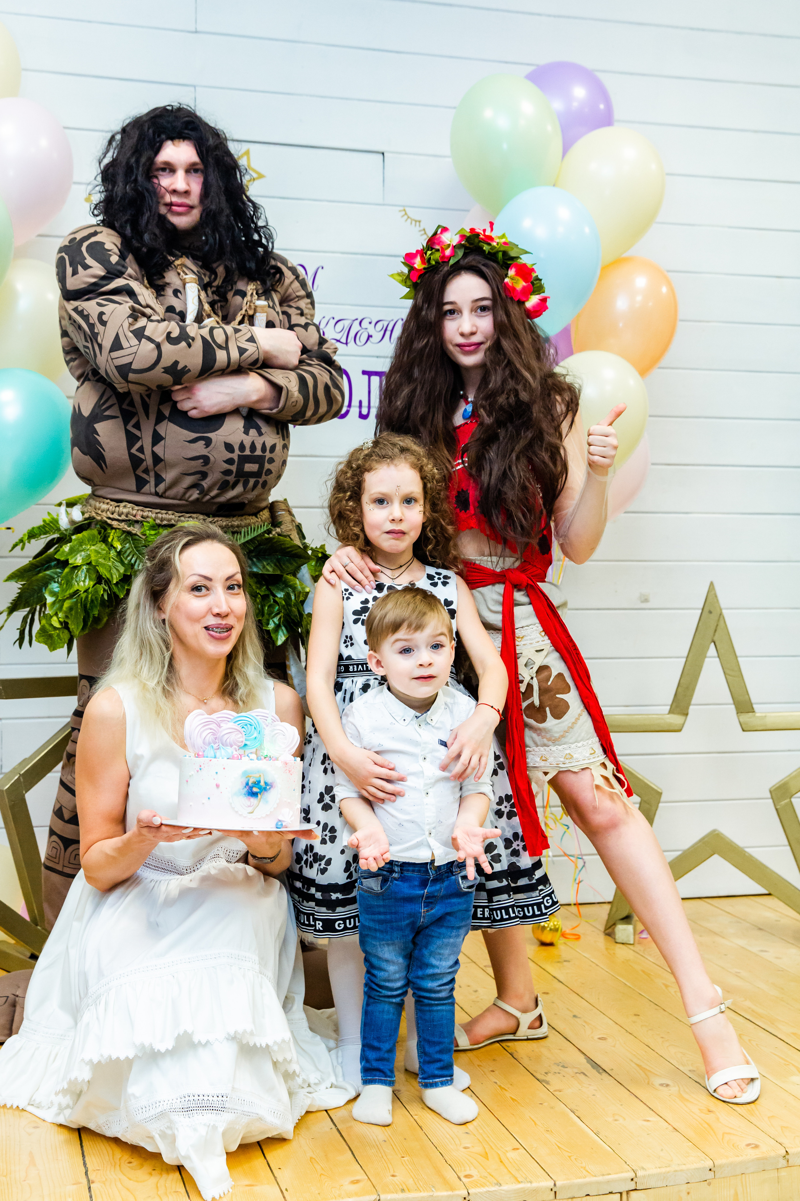 День рождения Оли. Студия StarLoft. Семейные и детские съемки в Уфе