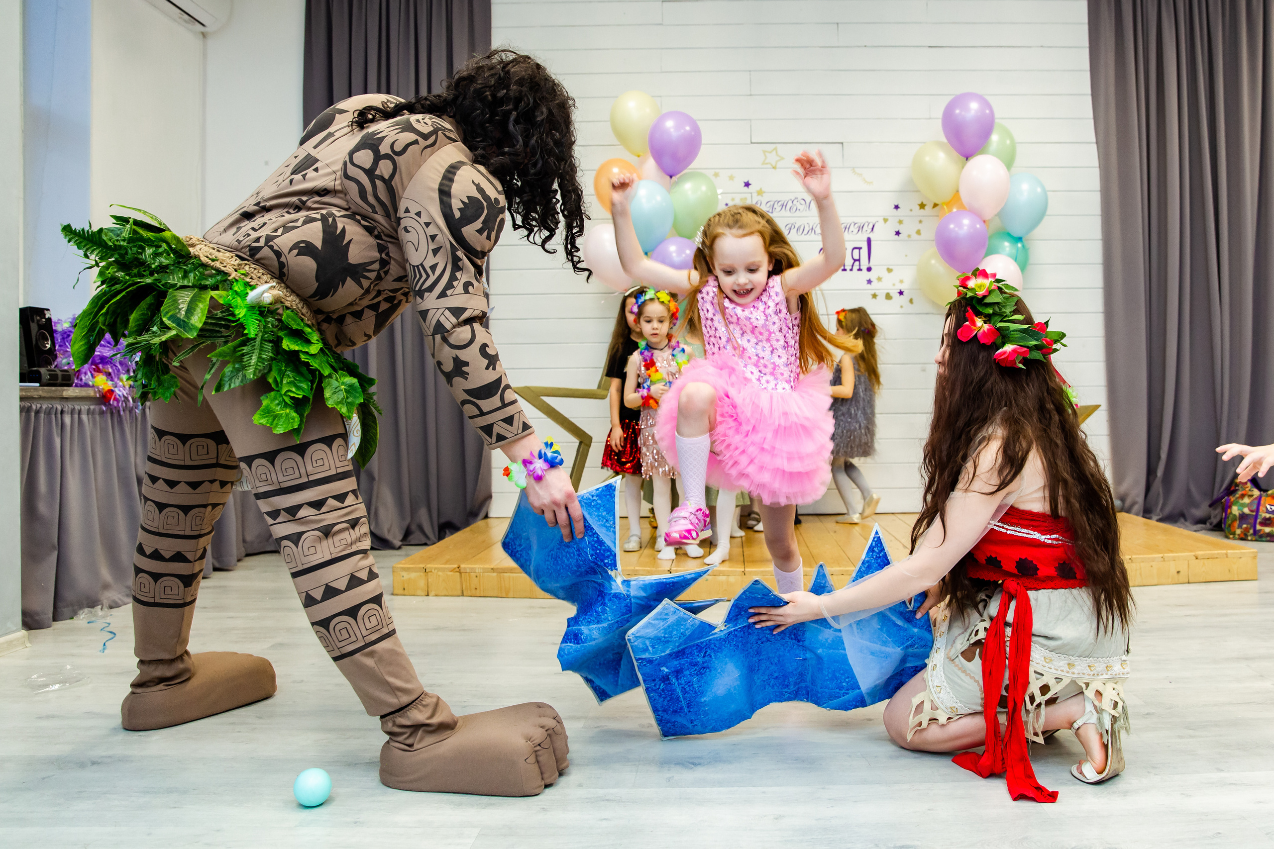 День рождения Оли. Студия StarLoft. Семейные и детские съемки в Уфе