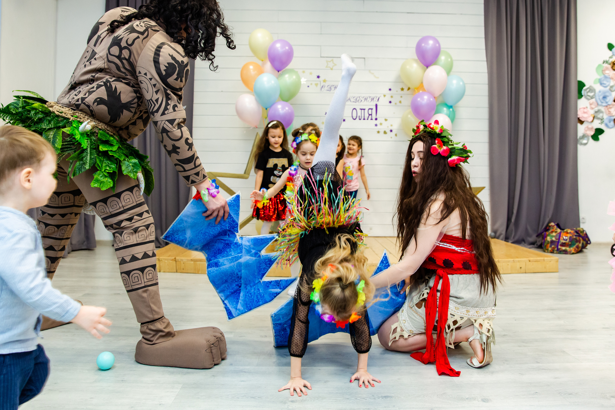 День рождения Оли. Студия StarLoft. Семейные и детские съемки в Уфе