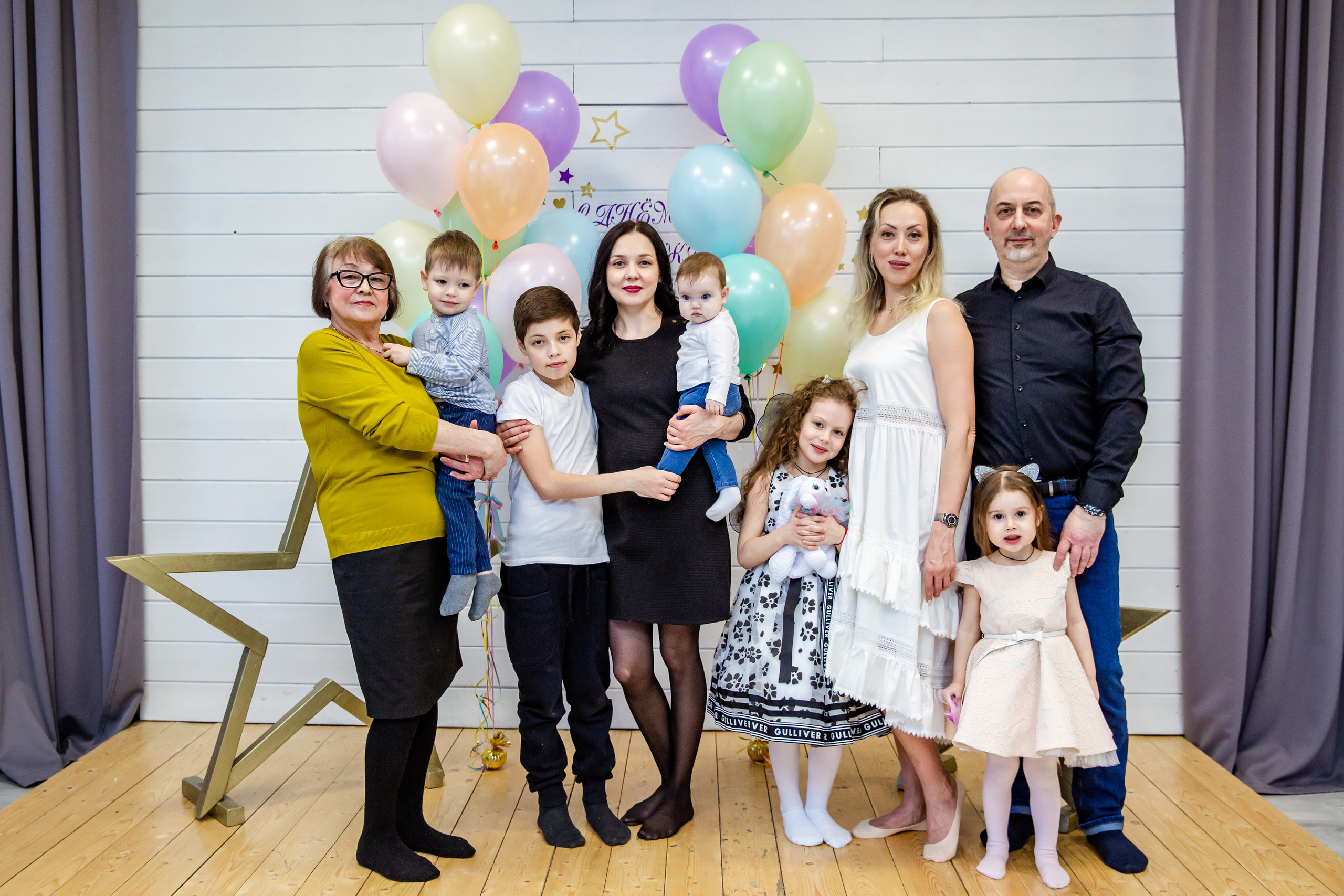 День рождения Оли. Студия StarLoft. Семейные и детские съемки в Уфе