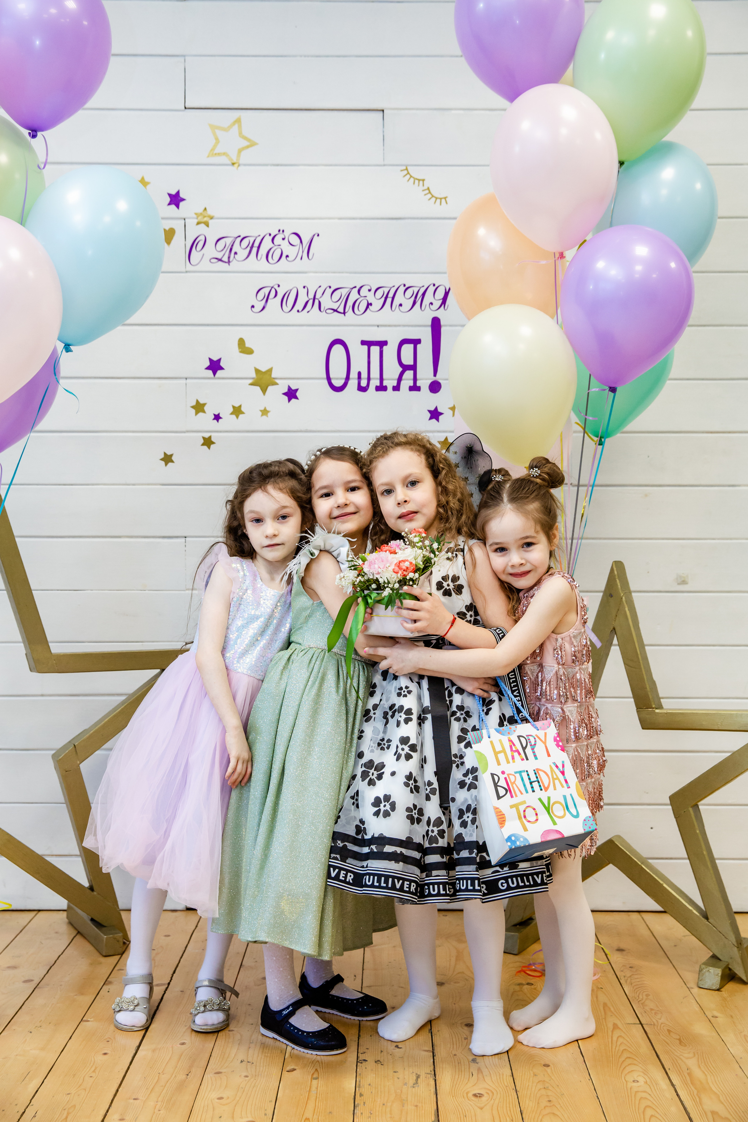 День рождения Оли. Студия StarLoft. Семейные и детские съемки в Уфе