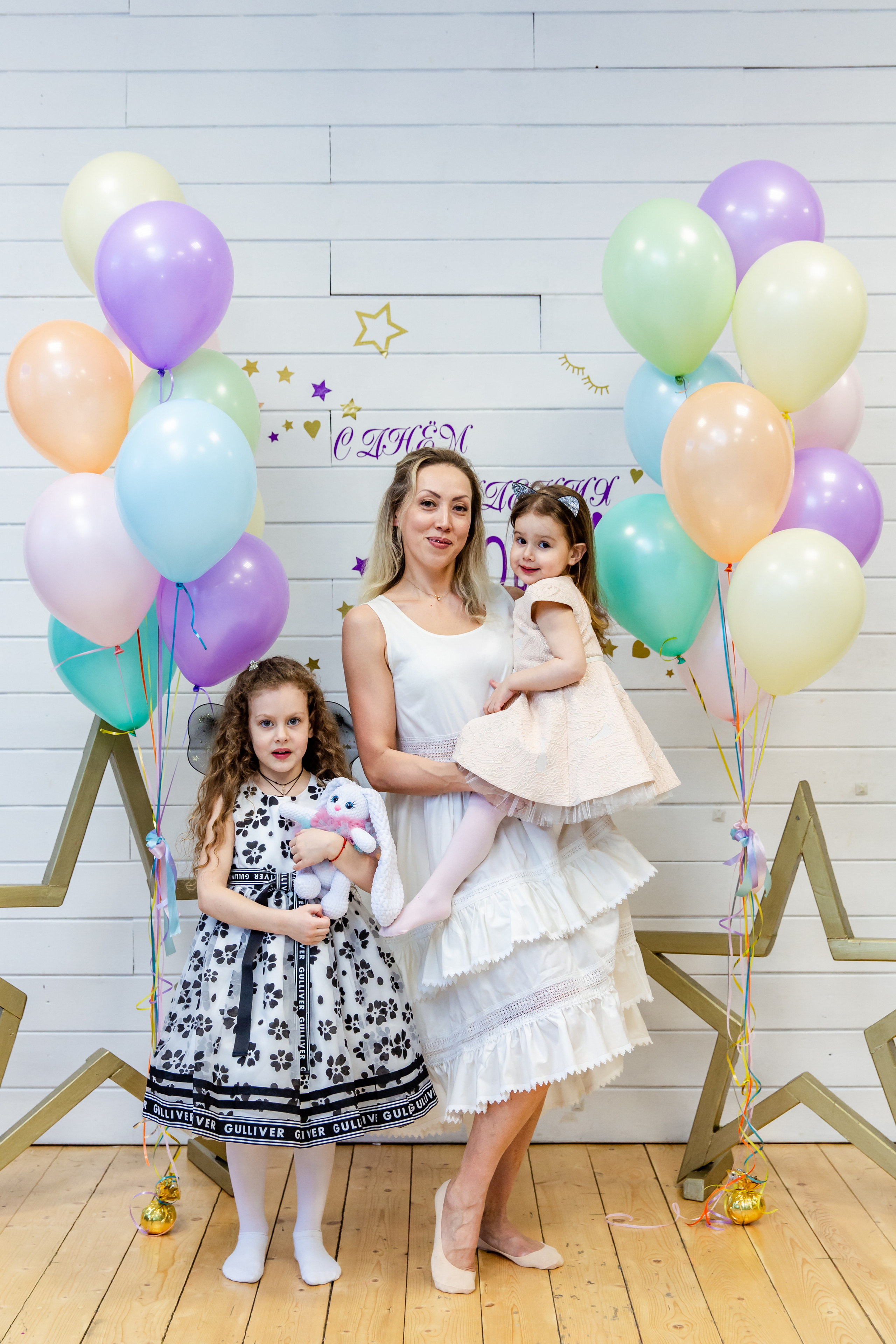 День рождения Оли. Студия StarLoft. Семейные и детские съемки в Уфе