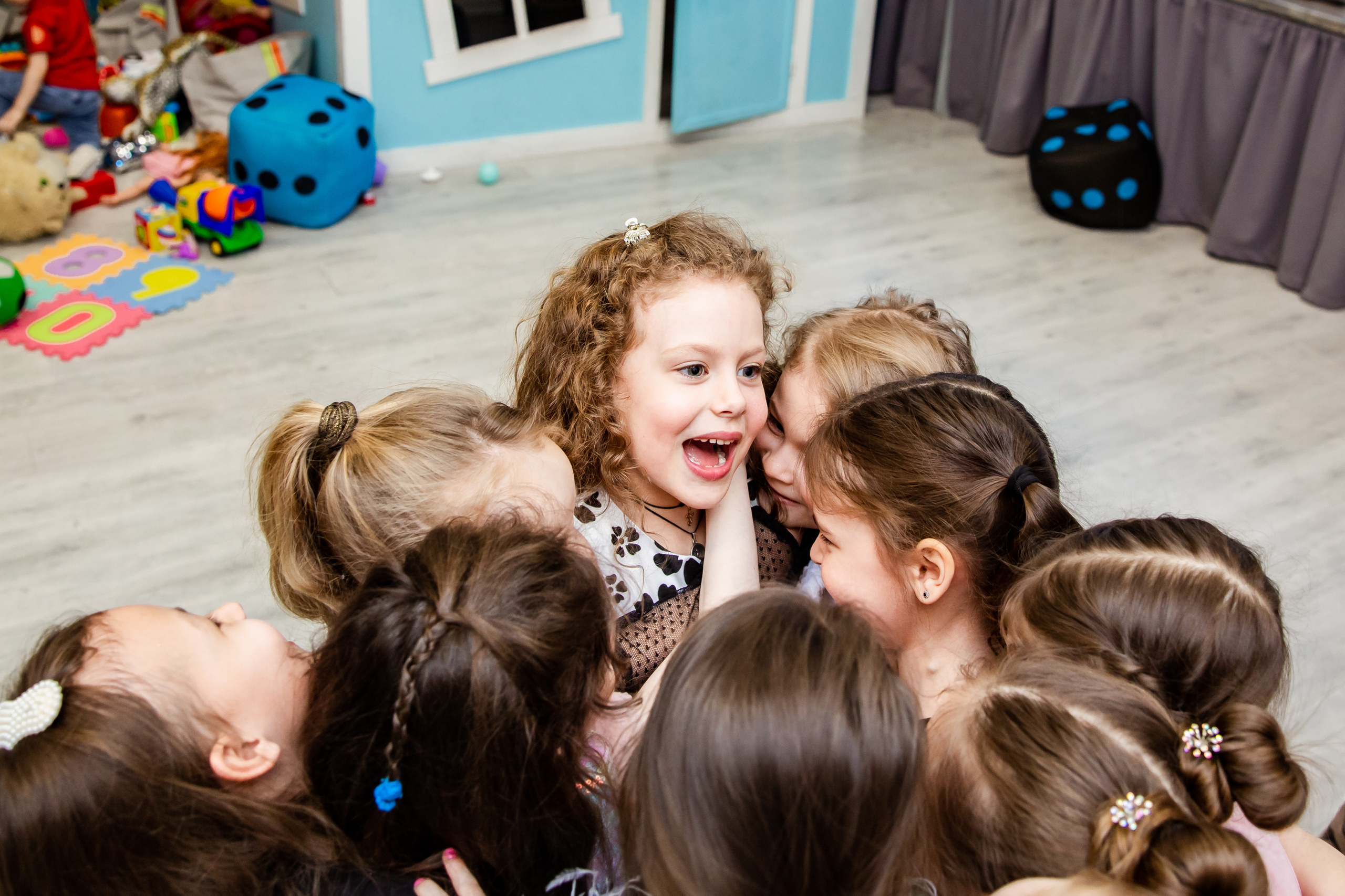 День рождения Оли. Студия StarLoft. Семейные и детские съемки в Уфе