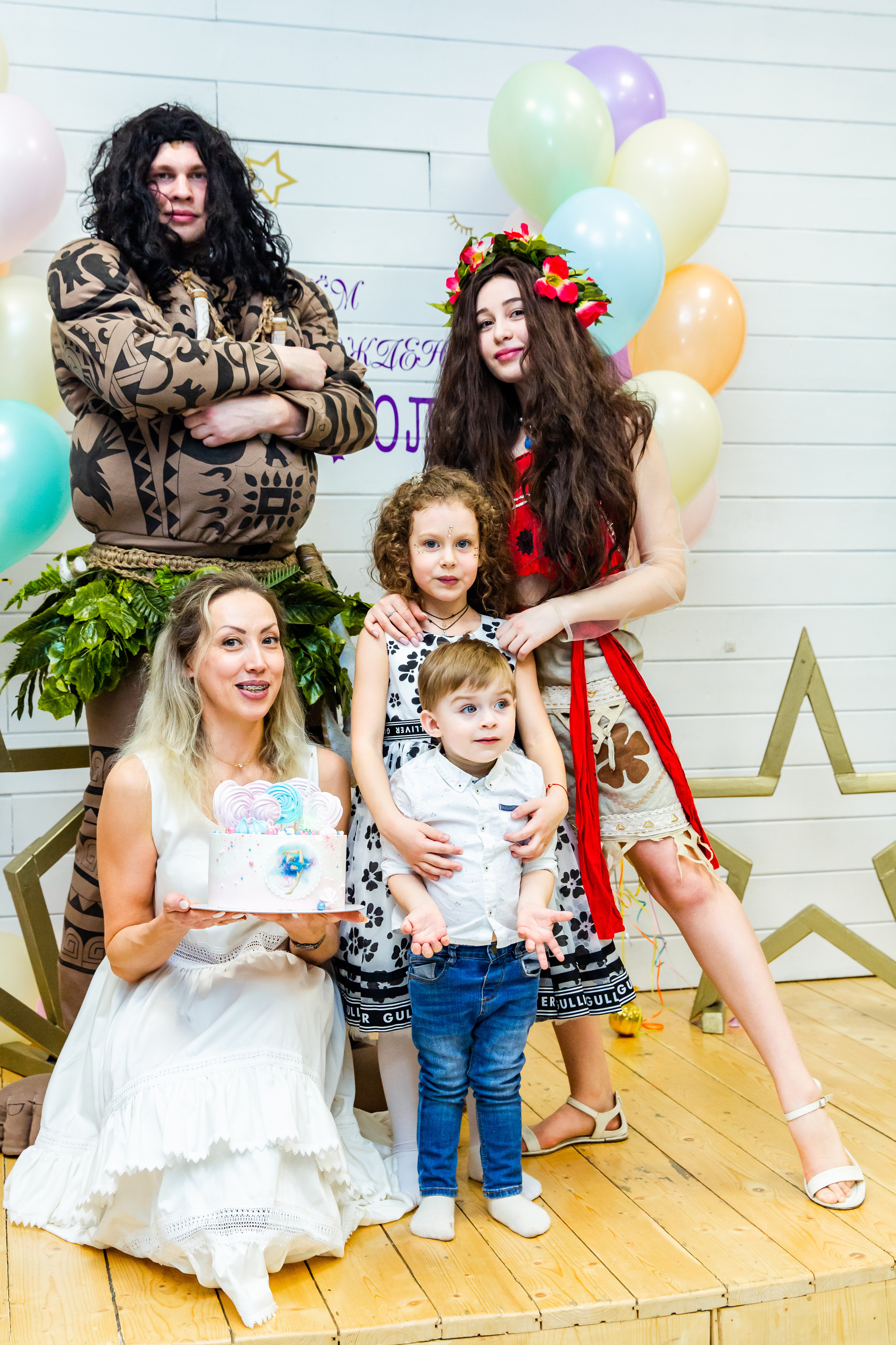 День рождения Оли. Студия StarLoft. Семейные и детские съемки в Уфе