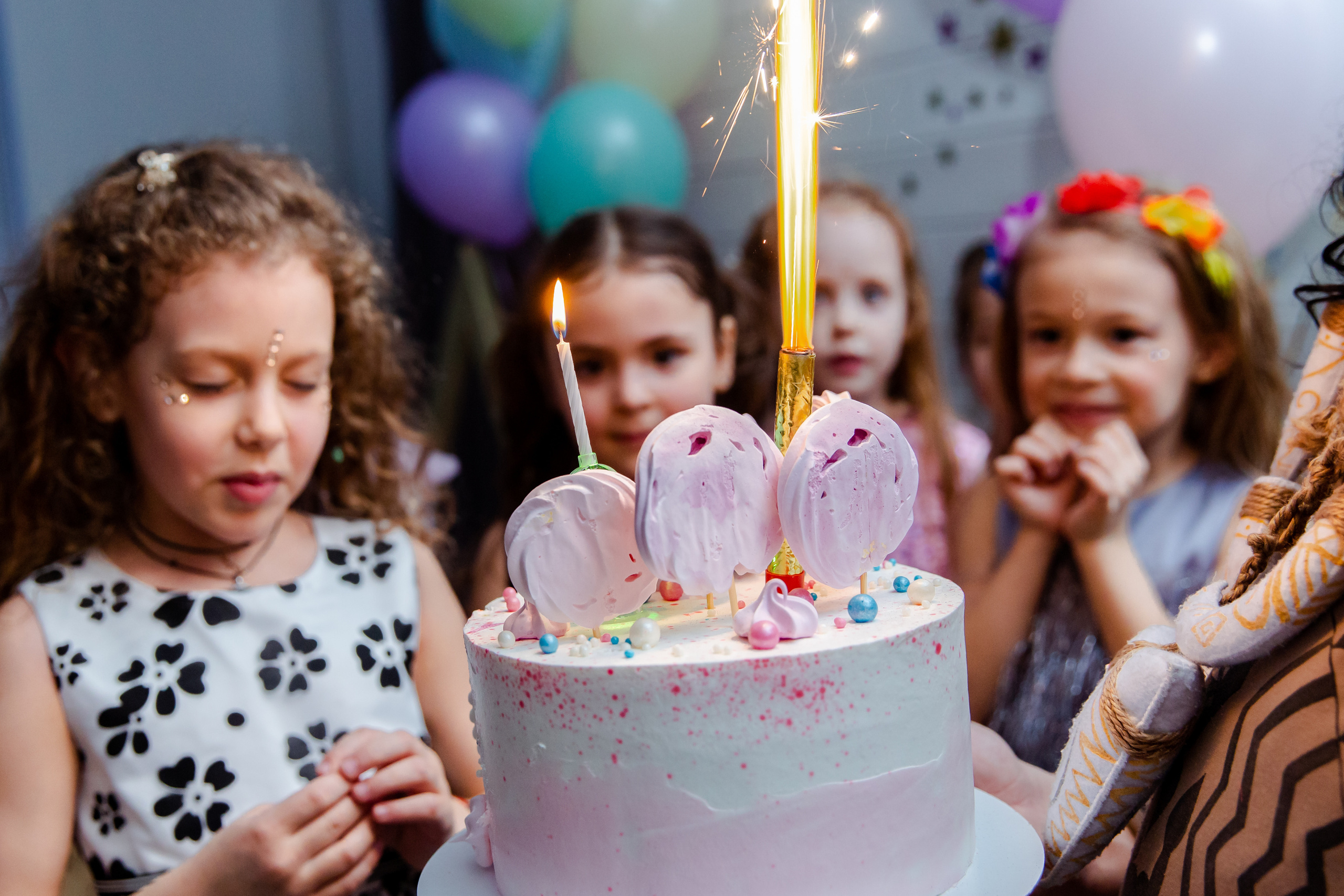 День рождения Оли. Студия StarLoft. Семейные и детские съемки в Уфе