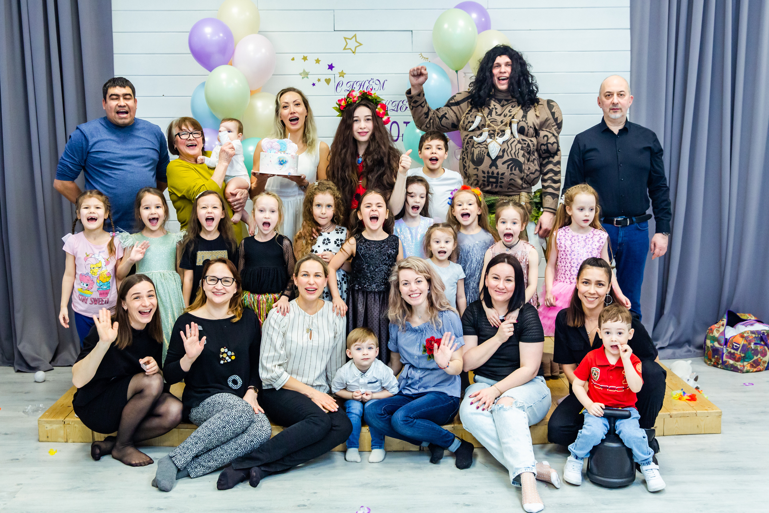 День рождения Оли. Студия StarLoft. Семейные и детские съемки в Уфе