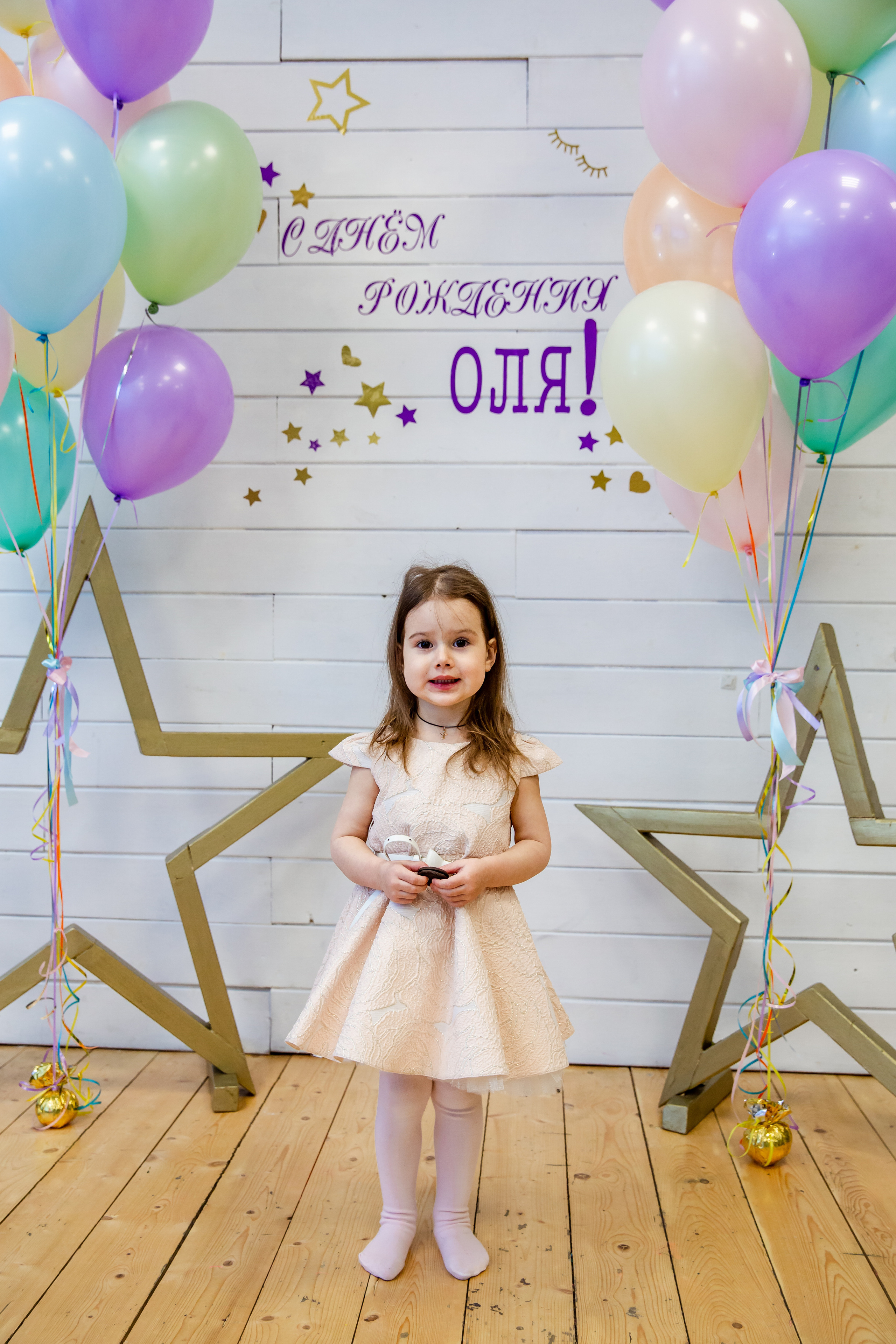 День рождения Оли. Студия StarLoft. Семейные и детские съемки в Уфе