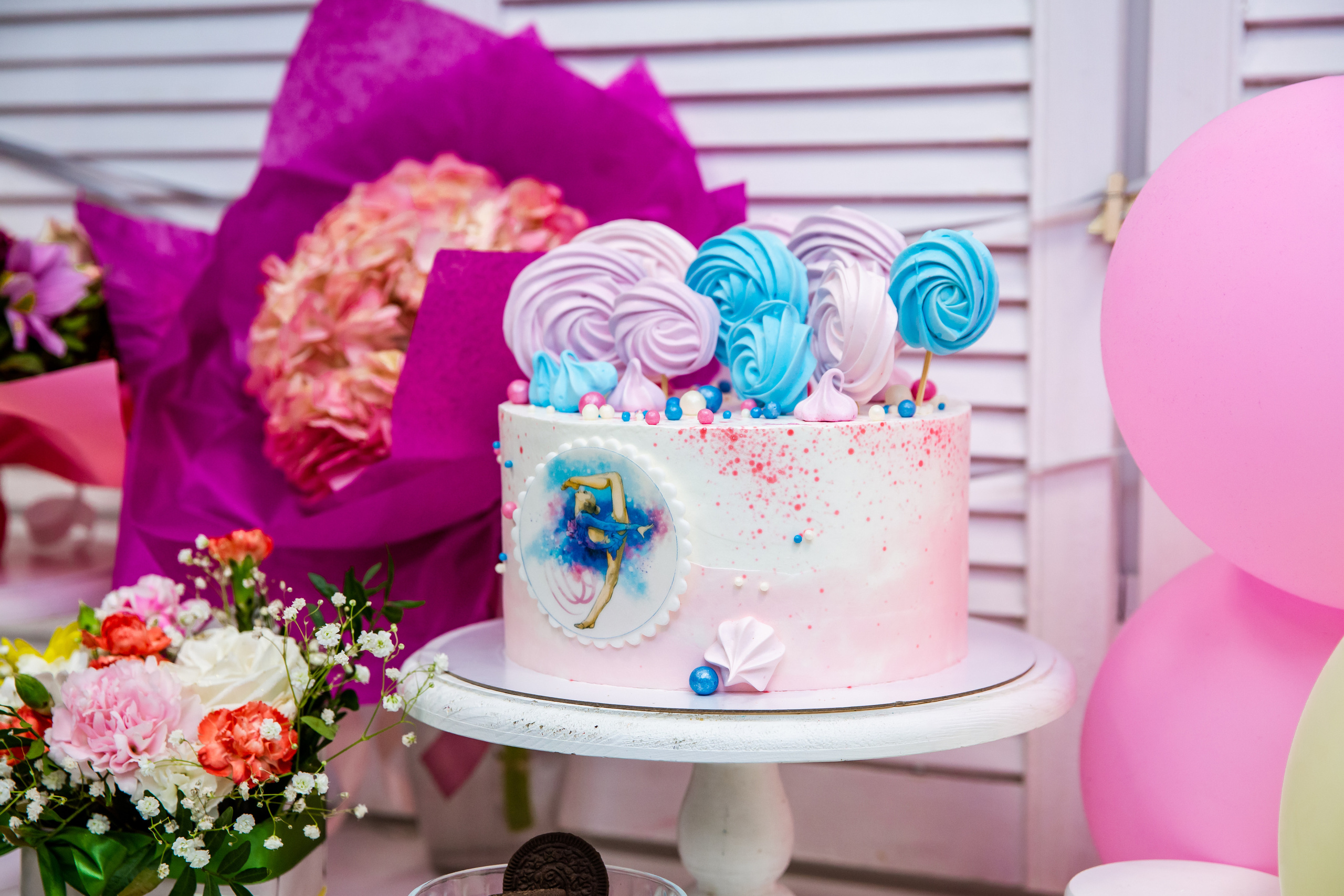 День рождения Оли. Студия StarLoft. Семейные и детские съемки в Уфе