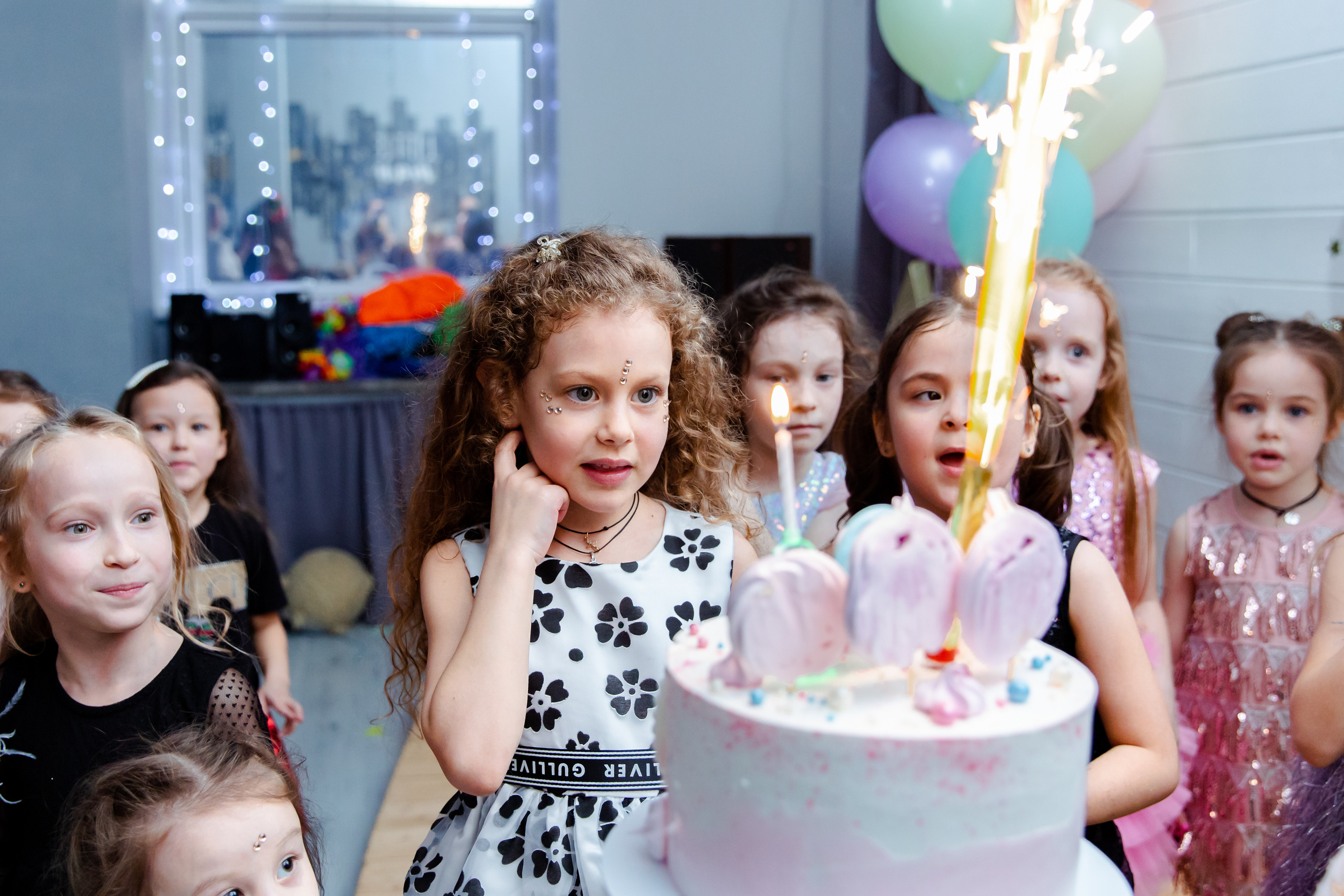 День рождения Оли. Студия StarLoft. Семейные и детские съемки в Уфе