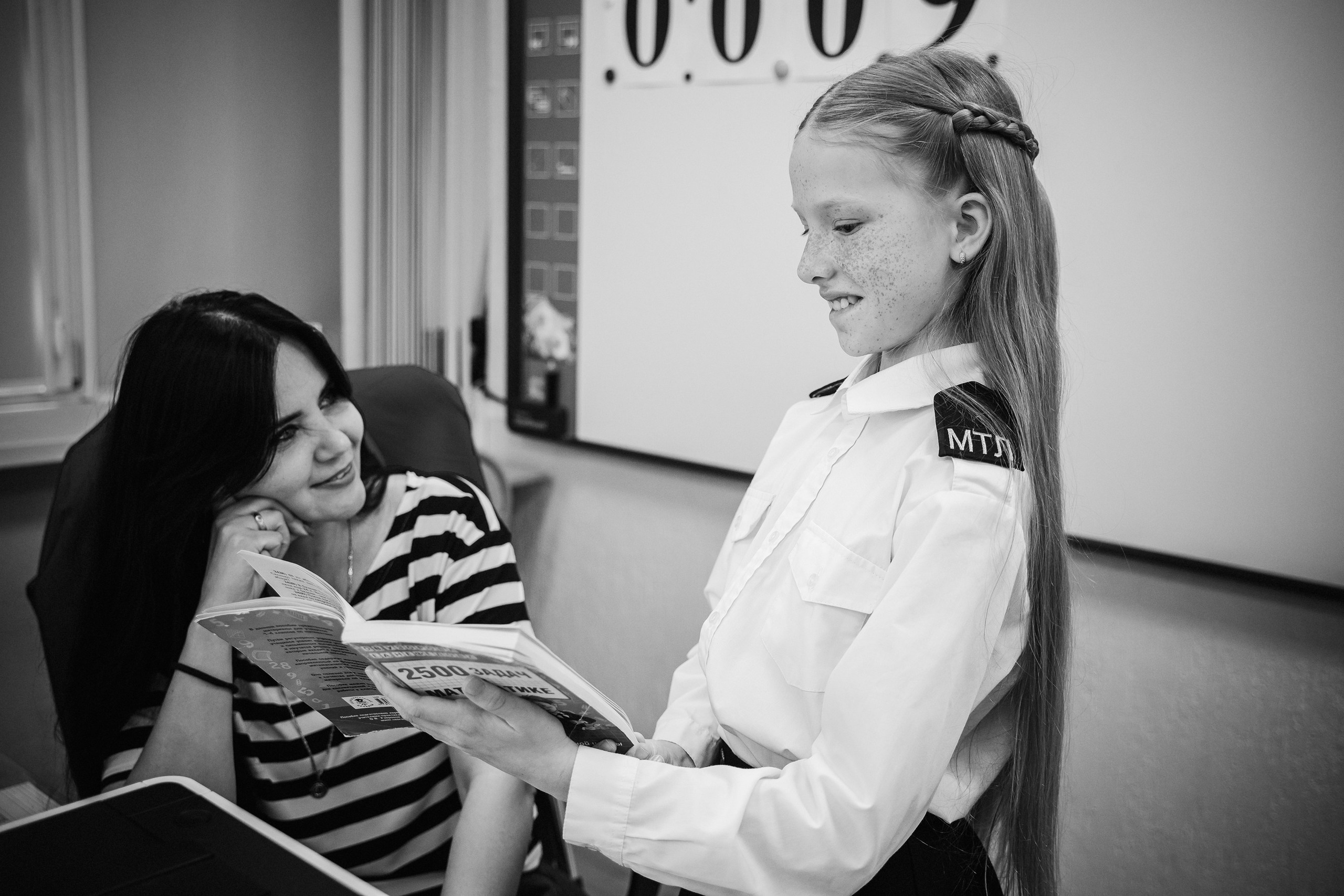 Юля, День в школе. Выпускные альбомы, школьные фотосессии в городе Новороссийске