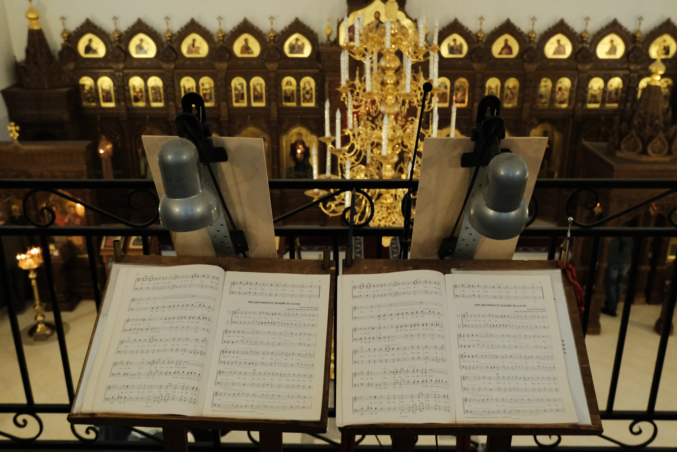 Храм Спиридона, епископа Тримифунтского. Илья Варакин — Кинематографичный фотограф в Москве. Съемки с душой и эстетикой пленки. Готовые фото за 2 дня