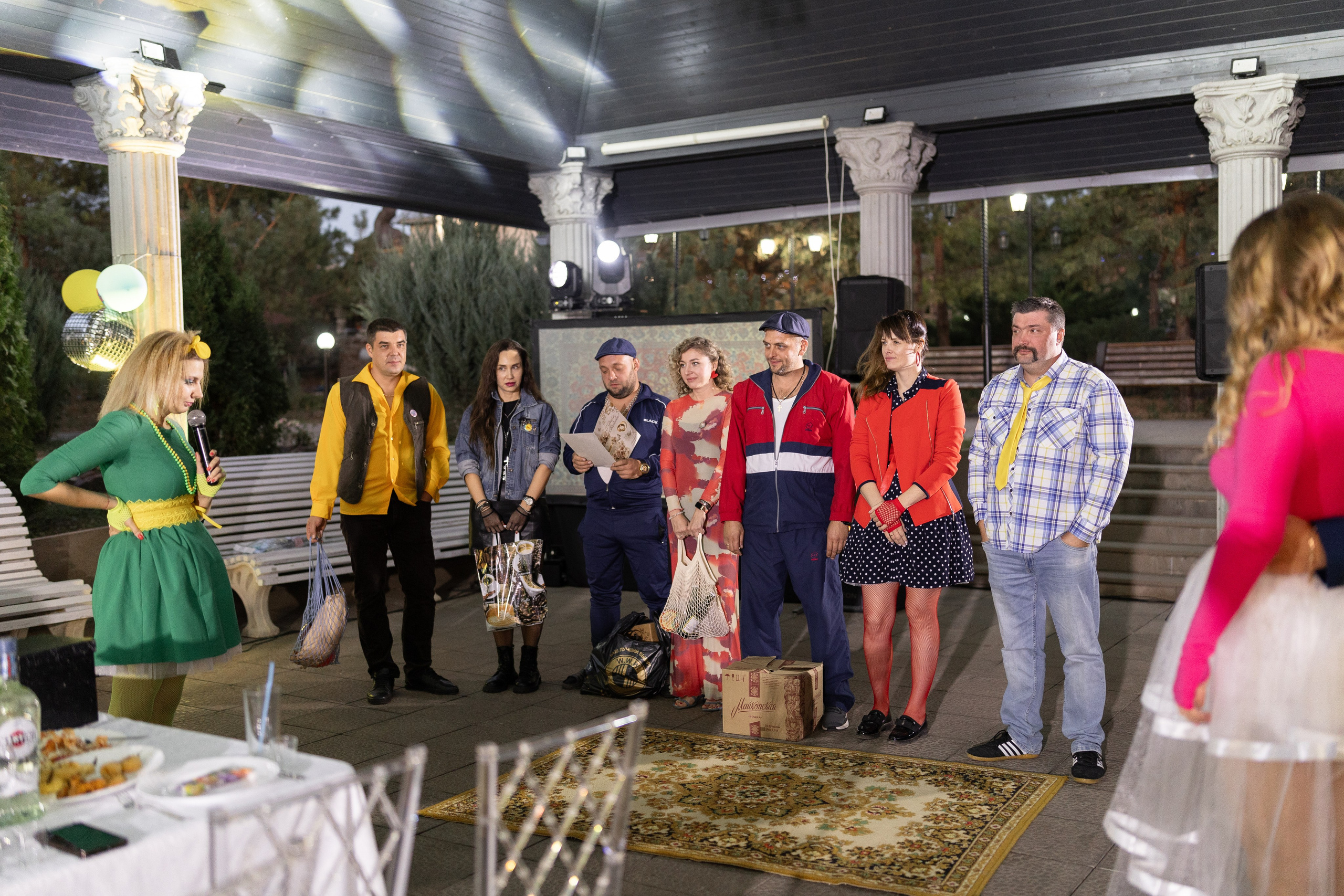 Вечеринка в стиле 90х. Анастасия Безуглова- свадебный фотограф в Таганроге