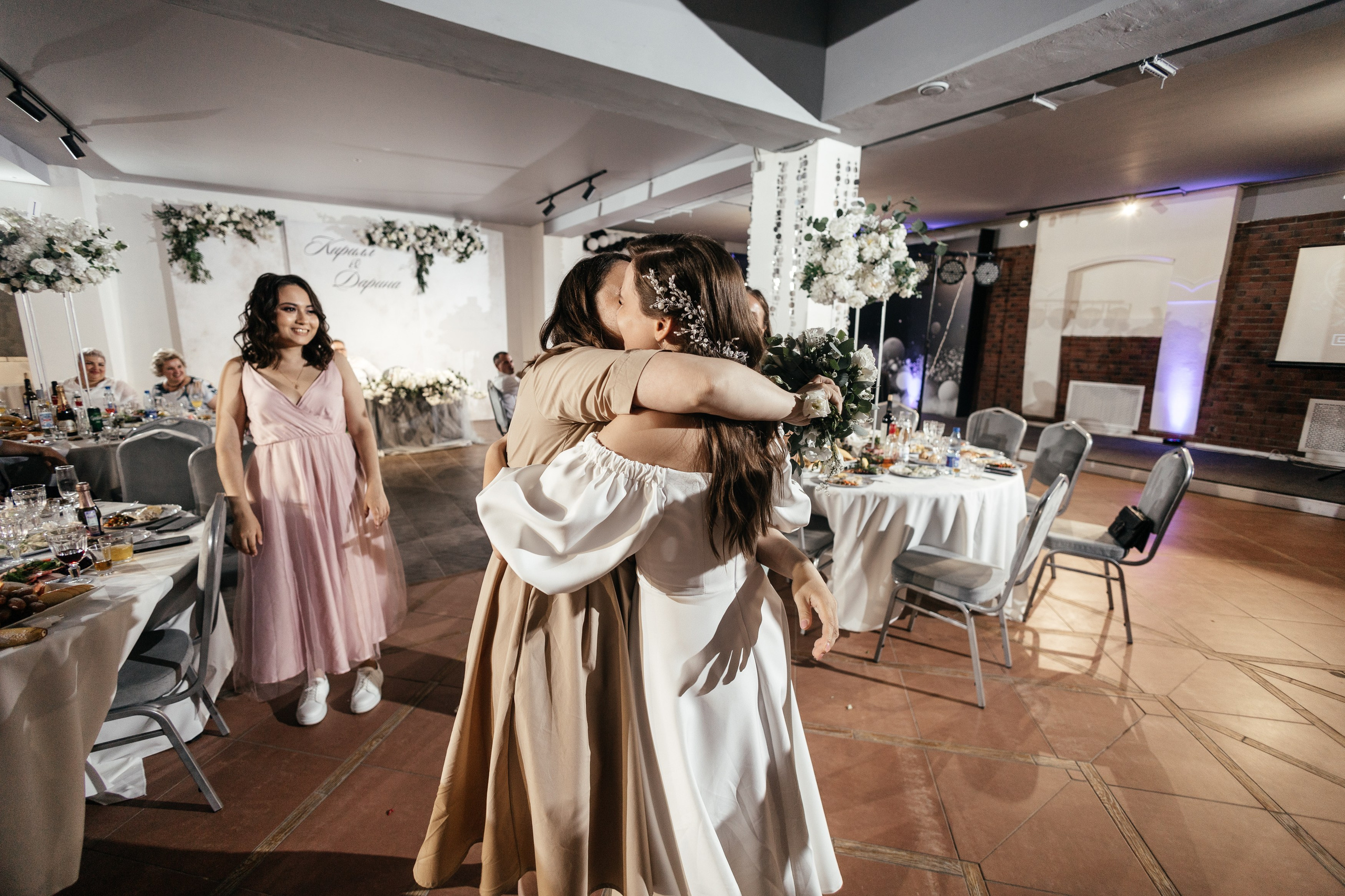 Свадебный фотограф Уфа — Руслан ГабдлисламовЖивые эмоции, красивые кадры, воспоминания на всю жизнь.Работаю по всей Республике Башкортоста. Свадебный фотограф Уфа Руслан Габдлисламов