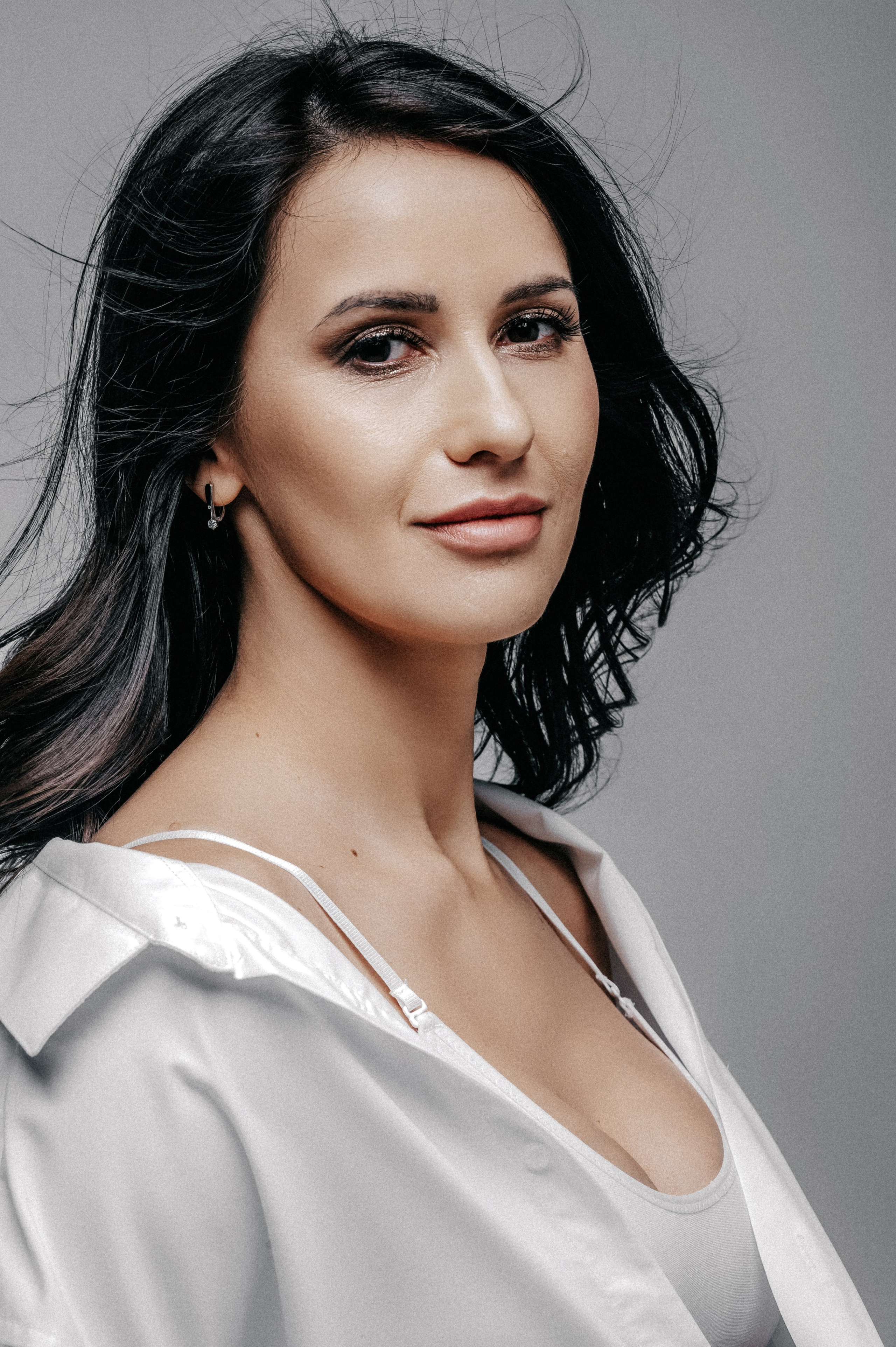 Беременная фотосессия на циклораме в фотостудии «Мануфактура» в Балашихе. Свадебный и семейный фотограф Виктория Носачёва. Щелково, Москва и МО