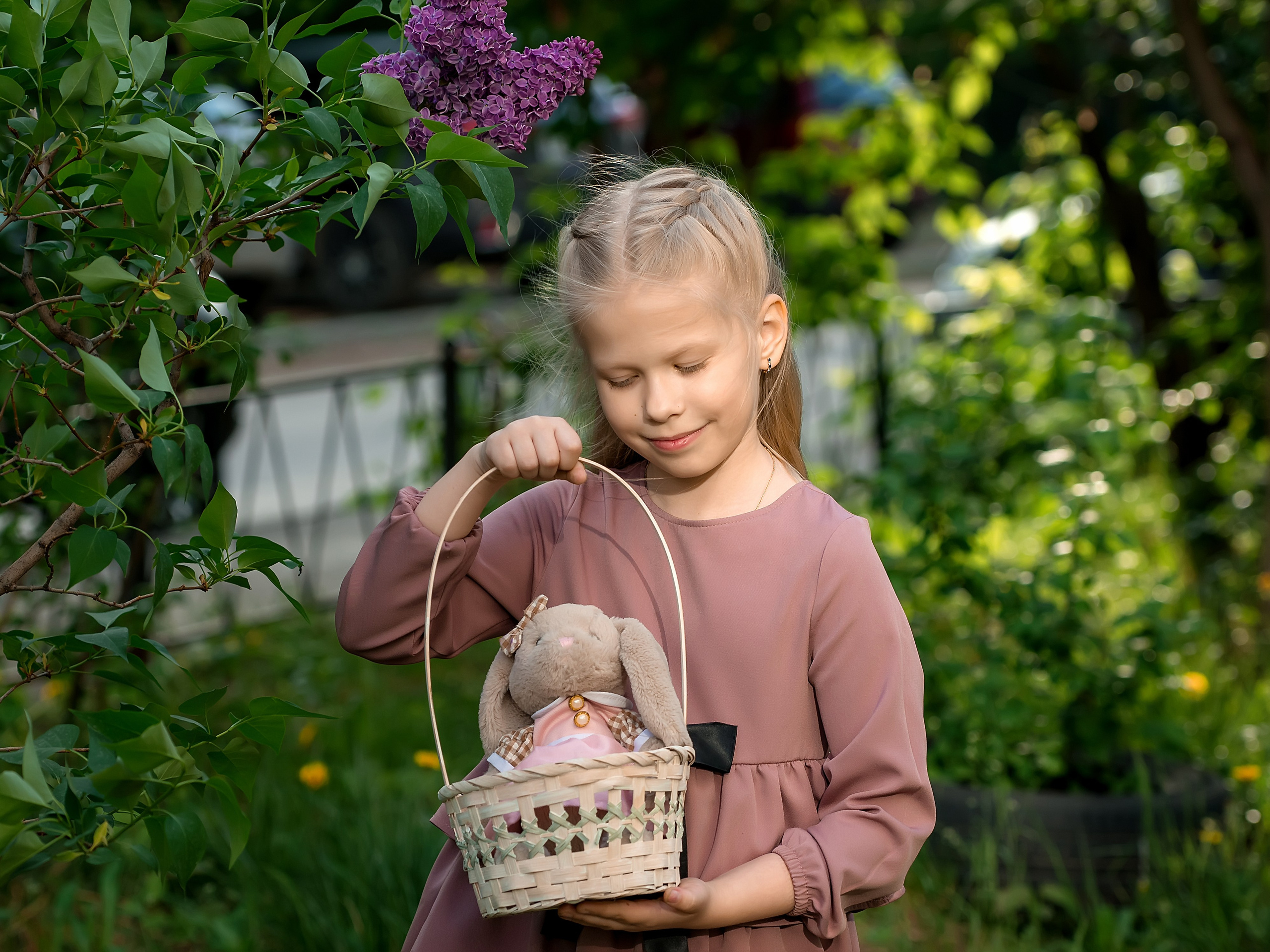 Сирень. Для девочек, девушек, мамочек и детьми
