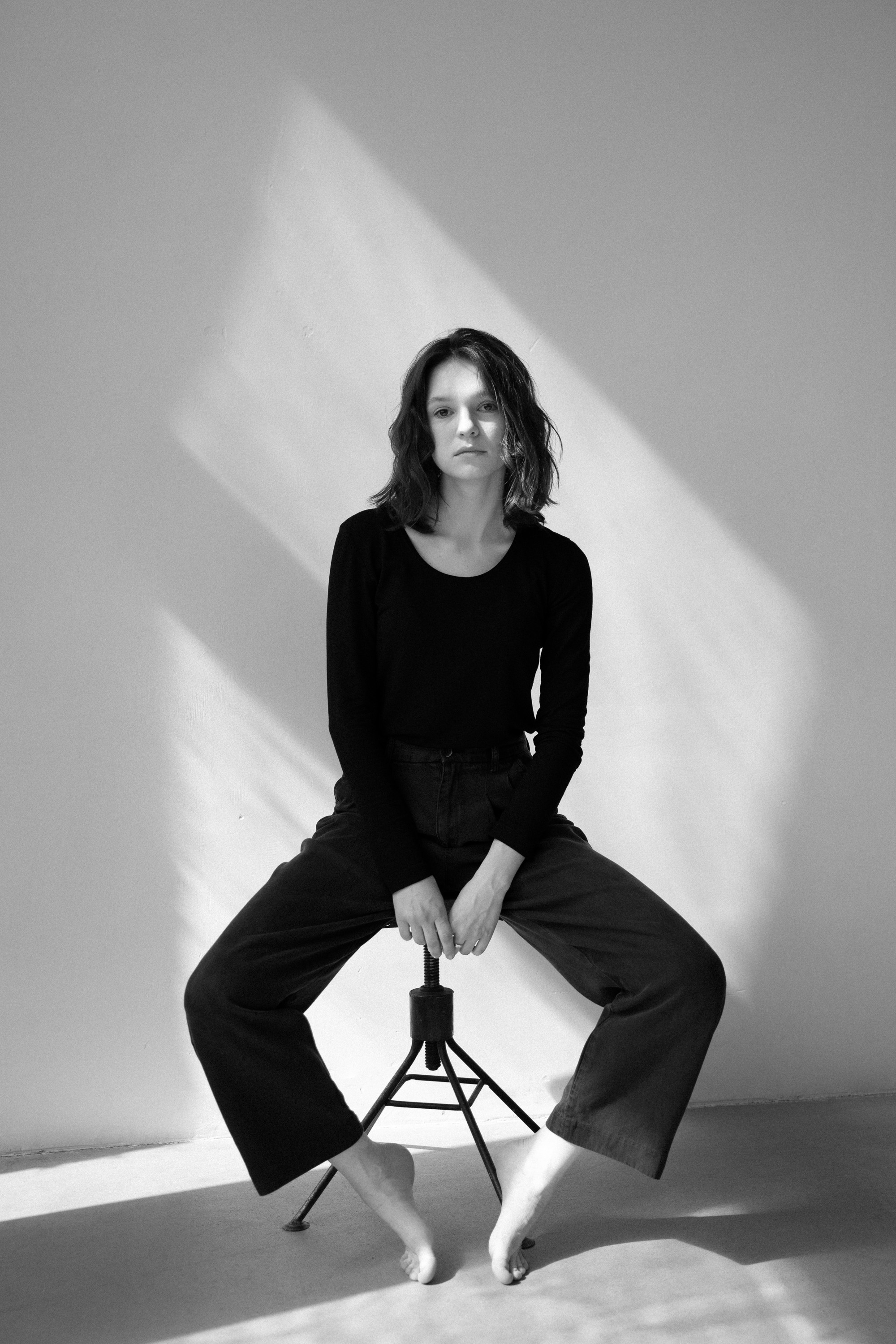 Olya. Anastasiia Maximovа, film & digital photographer. Barcelona, Spain