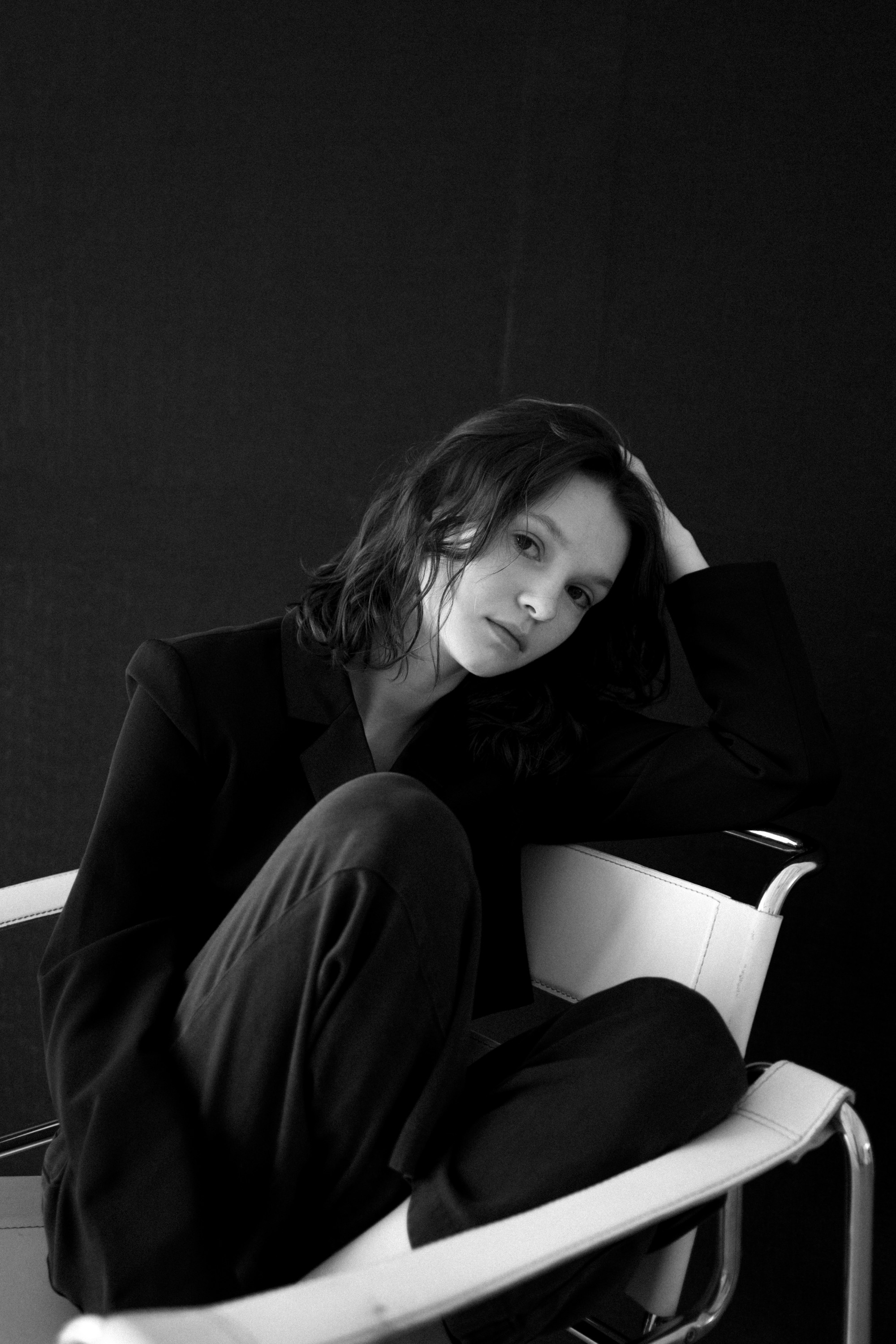 Olya. Anastasiia Maximovа, film & digital photographer. Barcelona, Spain