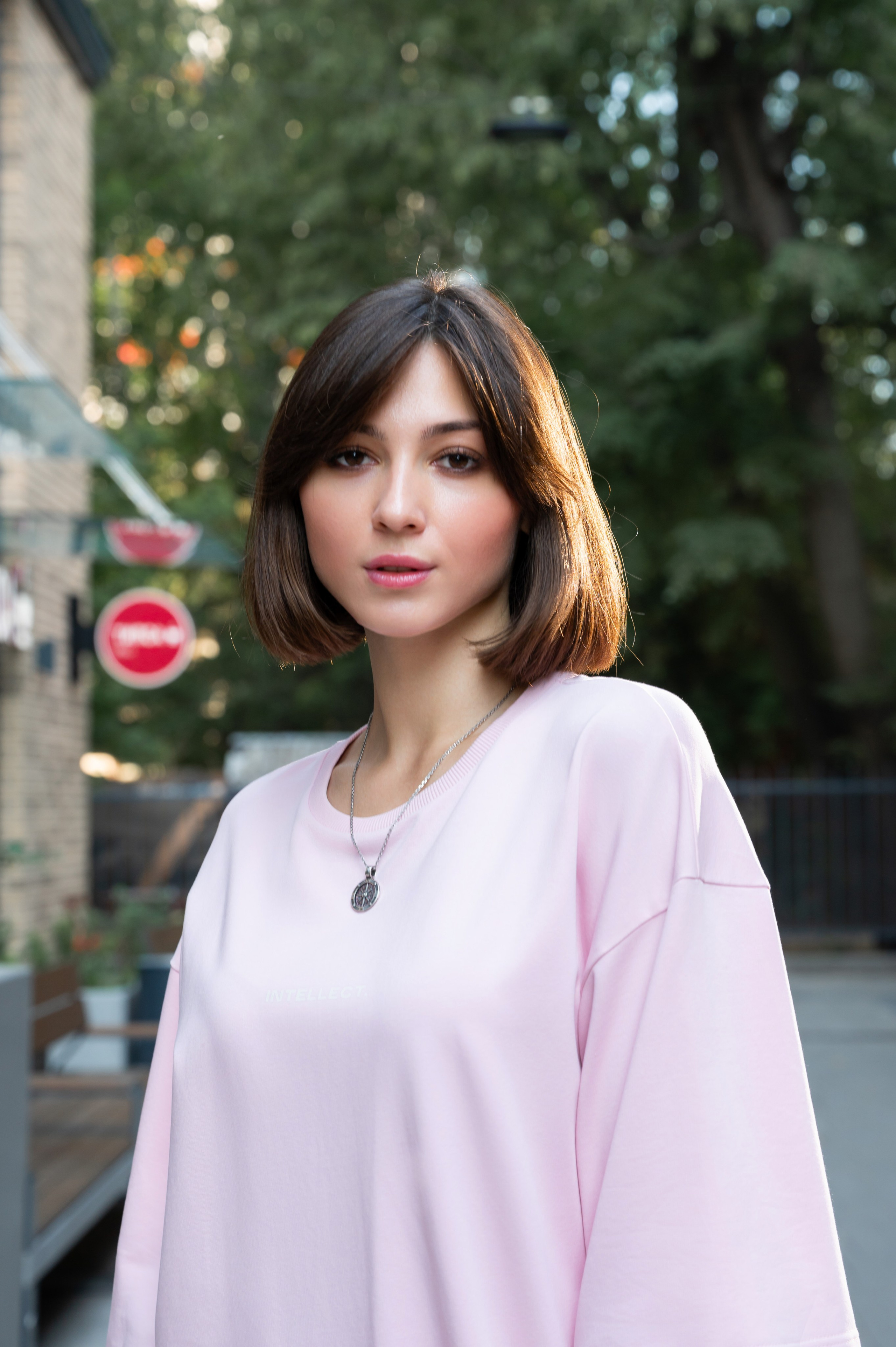 Каталог Девушки. Студия рекламной и предметной съемки товаров WELKO Studio