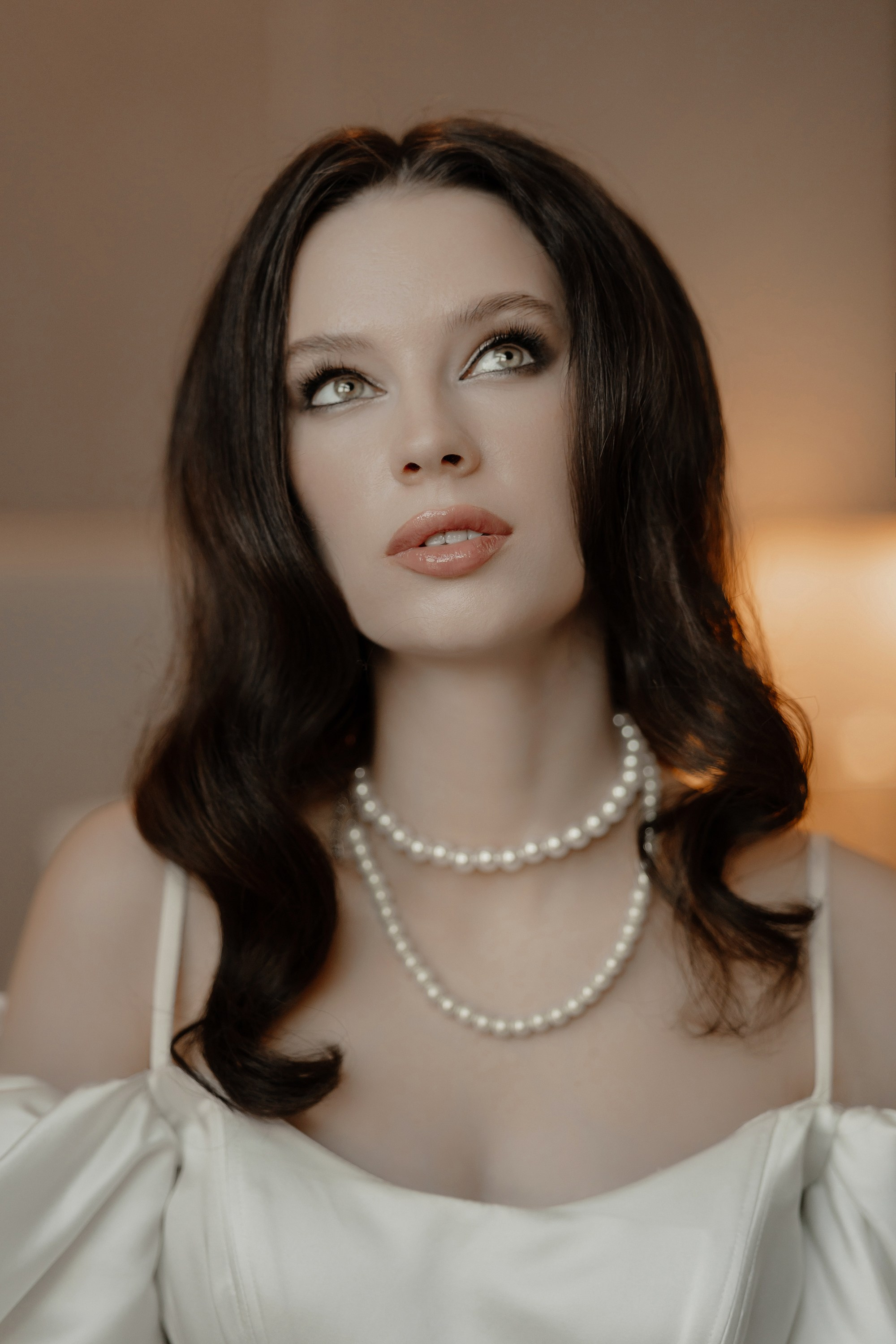 Фотосессия свадьбы на лестнице в Hyatt Regency Moscow Petrovsky Park. Свадебный и семейный фотограф в Москве Светлана Зоткина