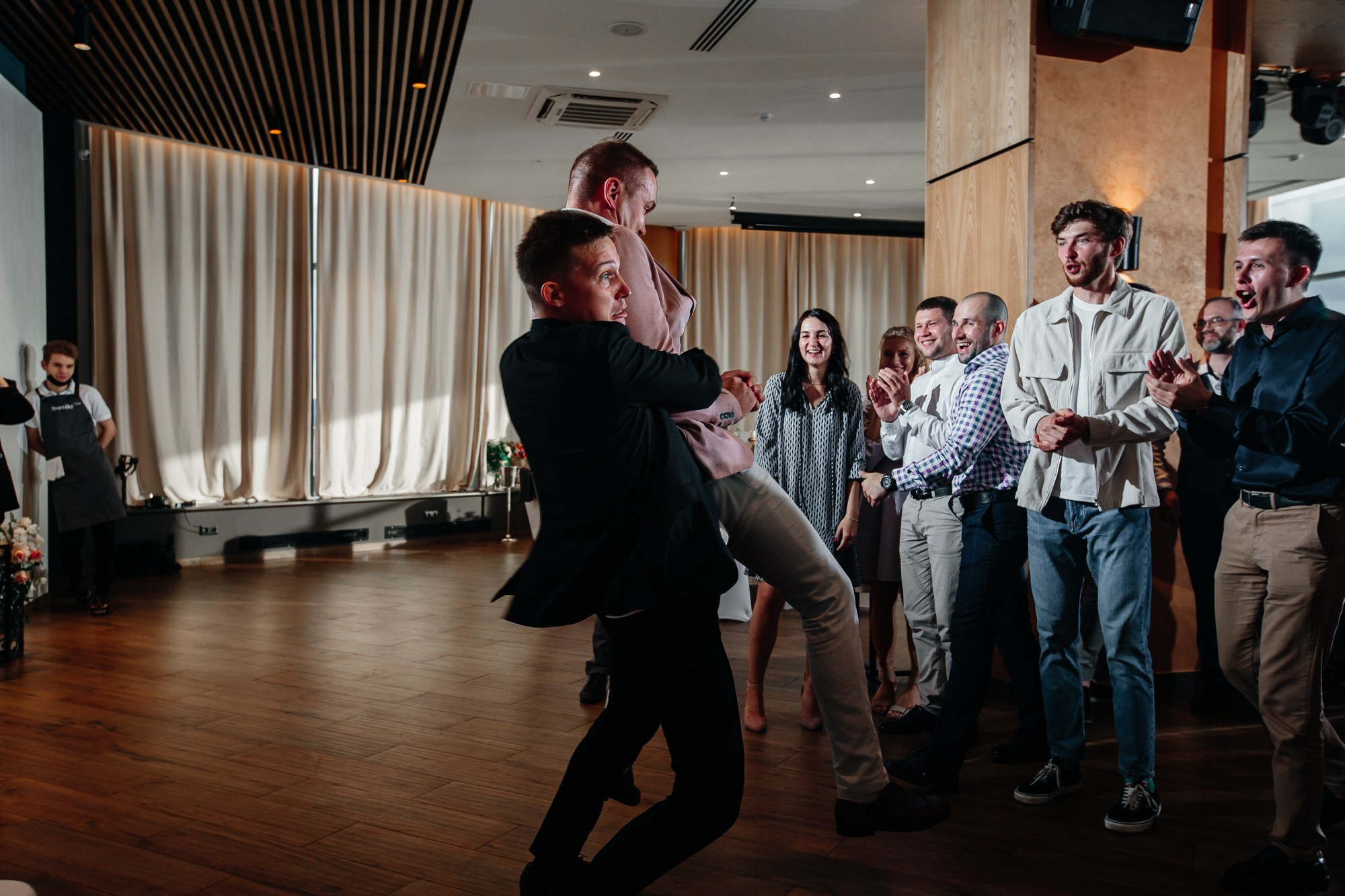 Свадебная съемка Архангельск Новотель. Свадебный фотограф в Архангельске и Северодвинске