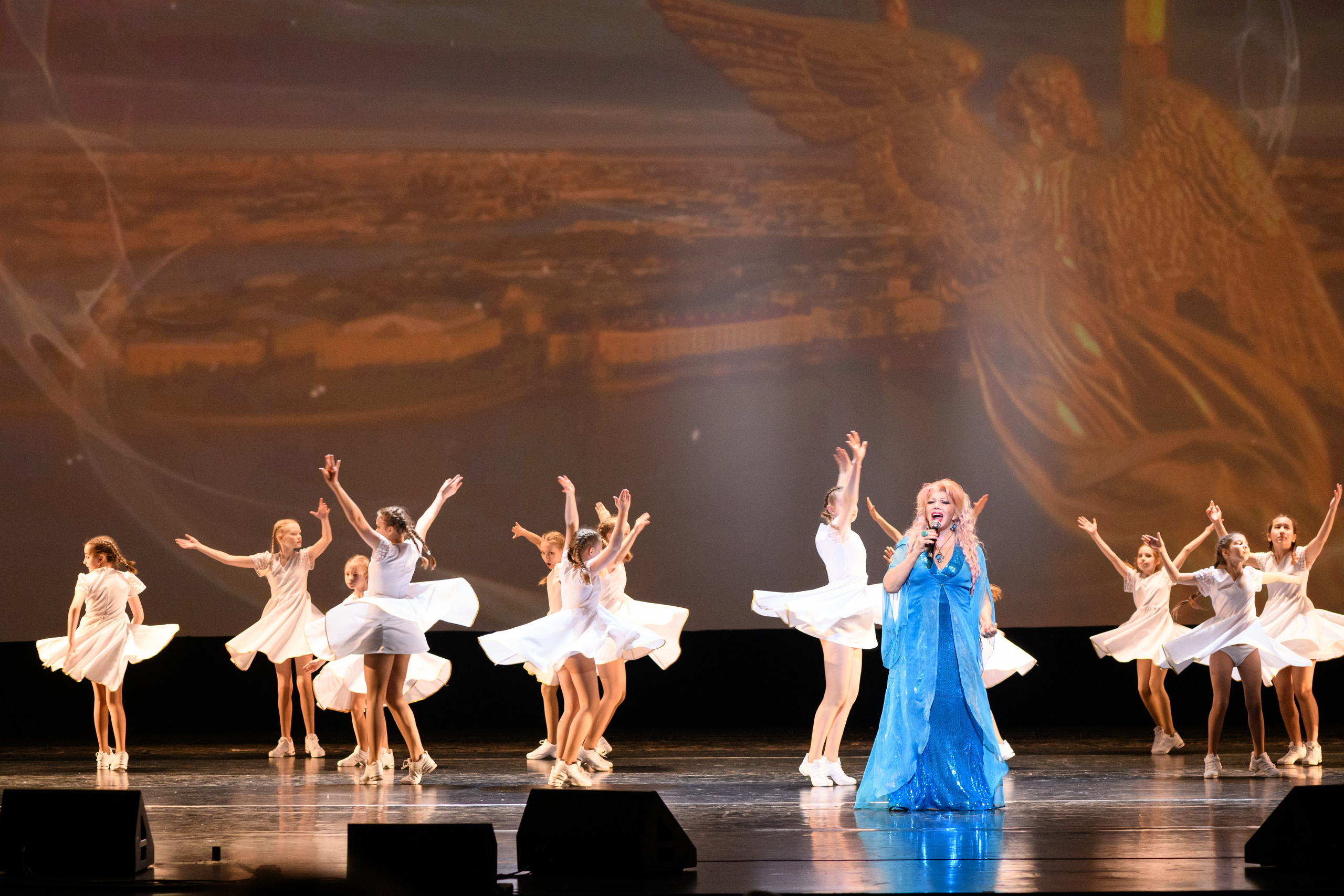 23 апреля, часть 2, БКЗ Октябрьский, г. Санкт-Петербург. Золотое яблочко