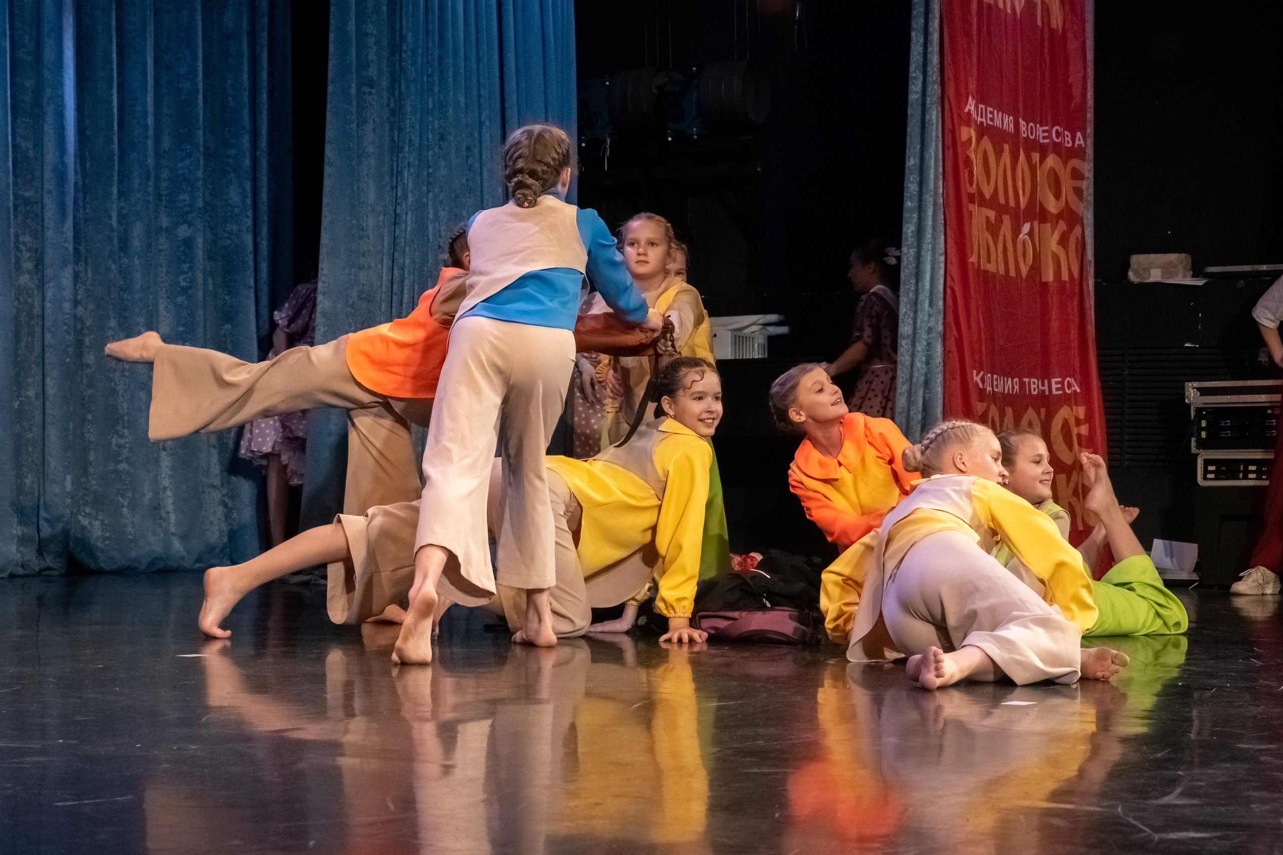 7 декабря, г. Выборг. Золотое яблочко