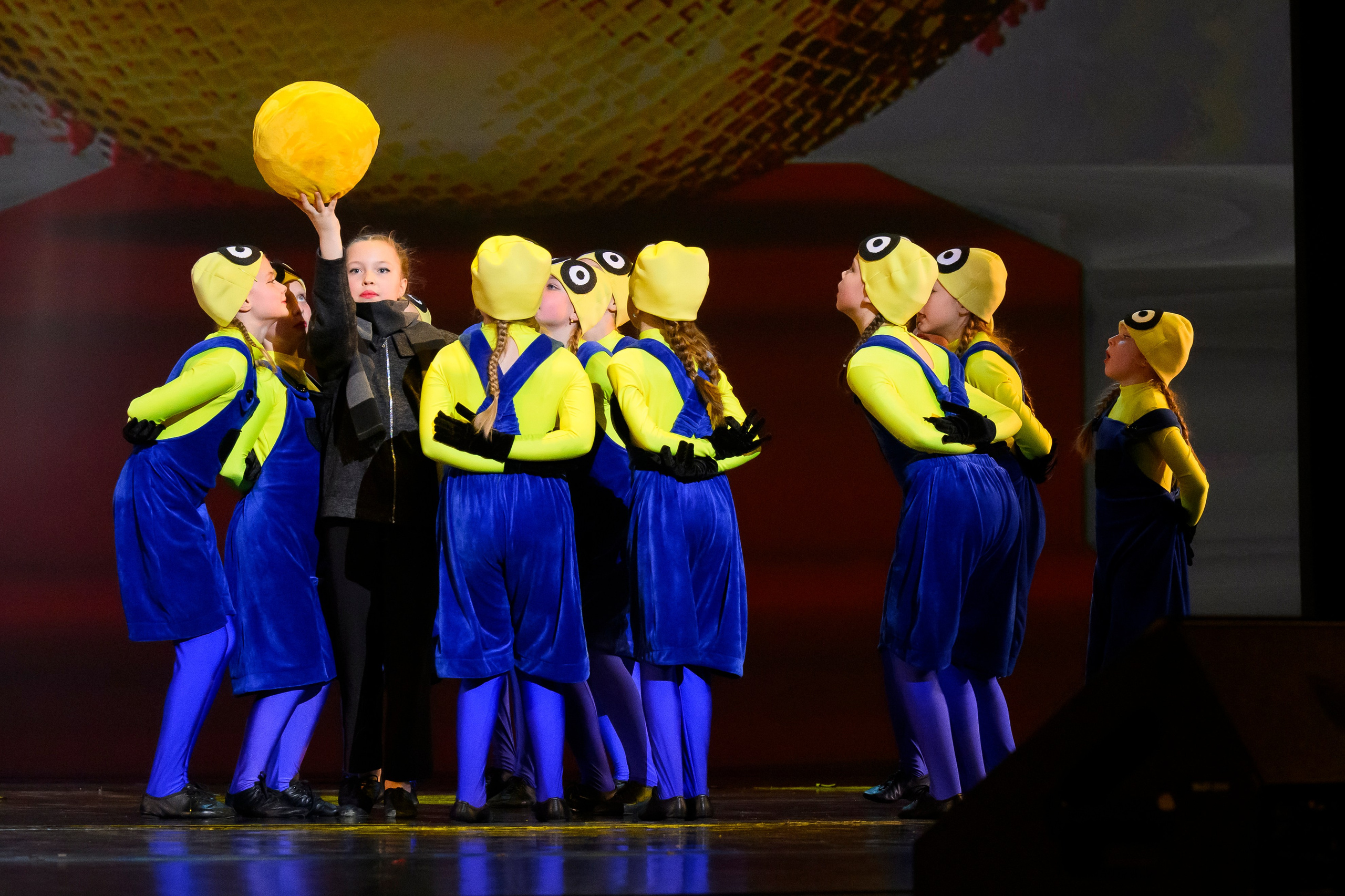 23 апреля, часть 2, БКЗ Октябрьский, г. Санкт-Петербург. Золотое яблочко