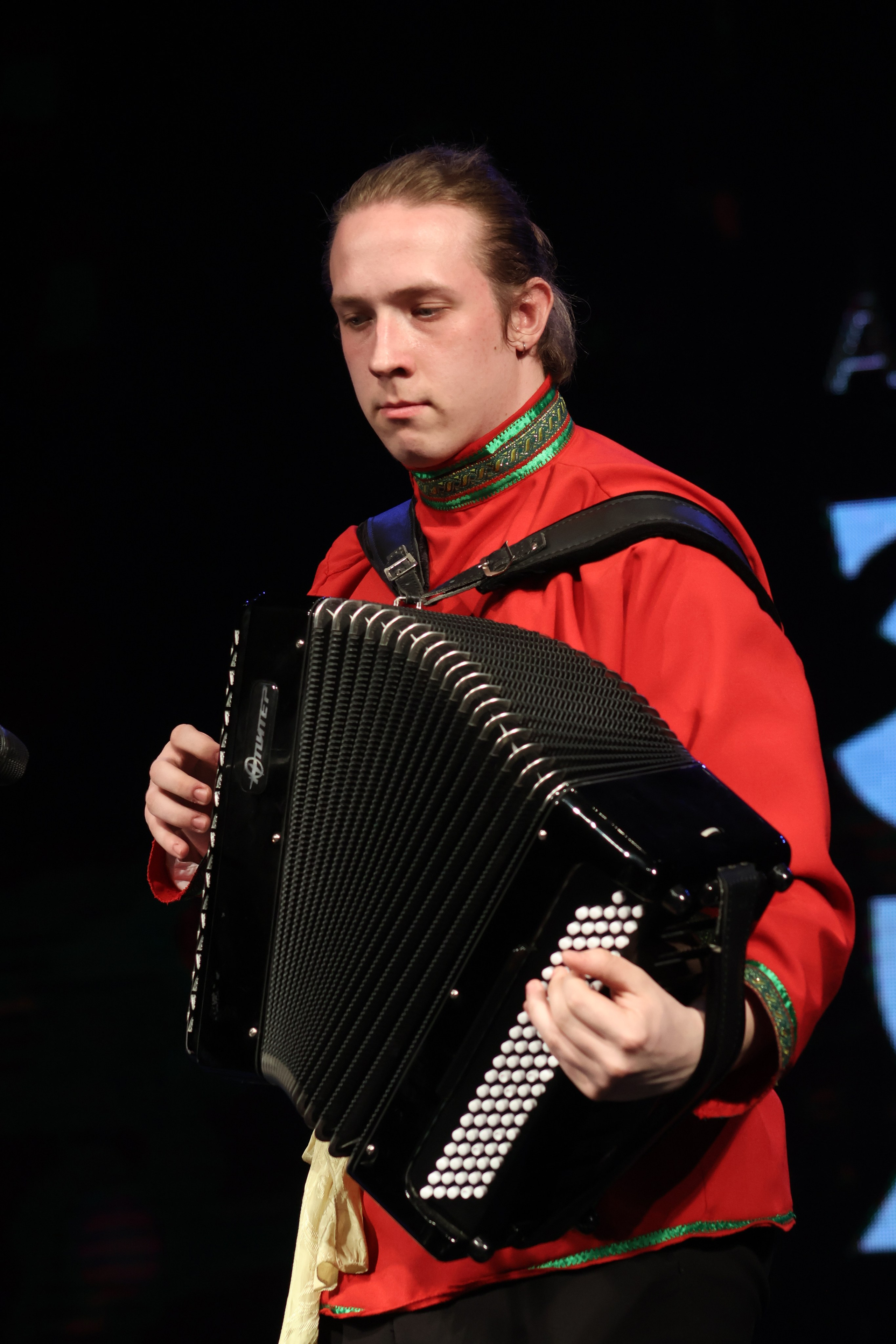 13 апреля, г. Томск. Золотое яблочко