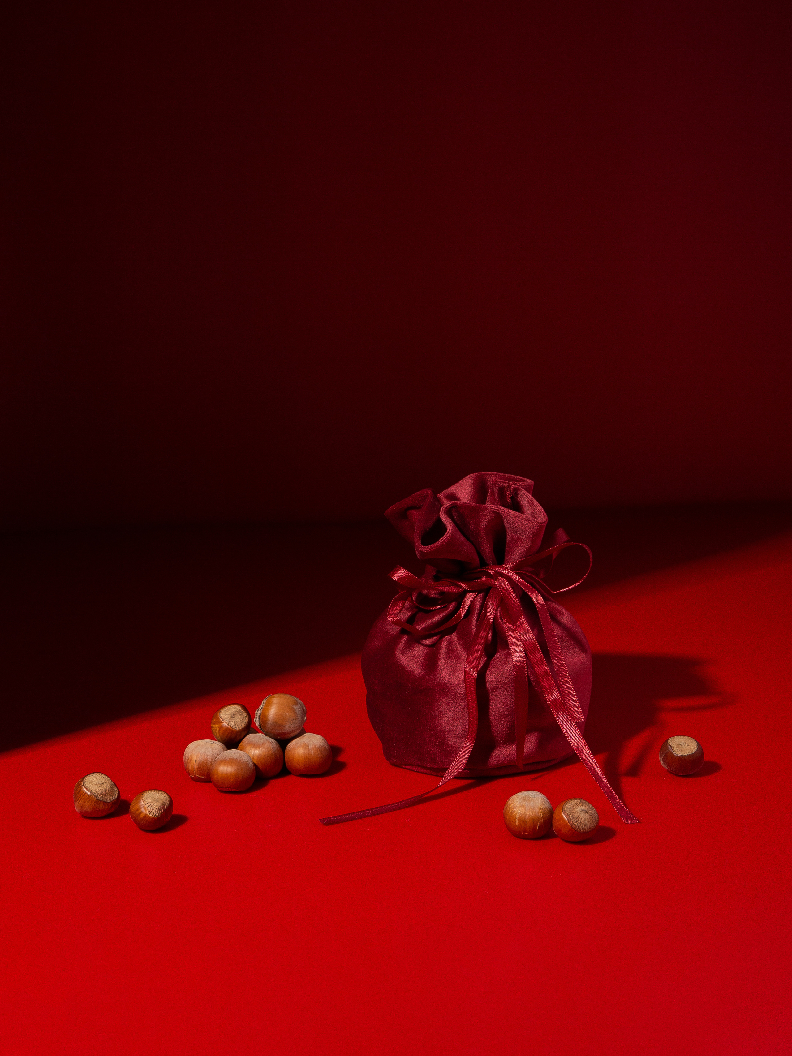 Предметные фото на цветном фоне для маркетплейсов в Москве | Фотограф Анна Татаурова. Фотограф Анна Татаурова | Авторская фотосъемка в Москве